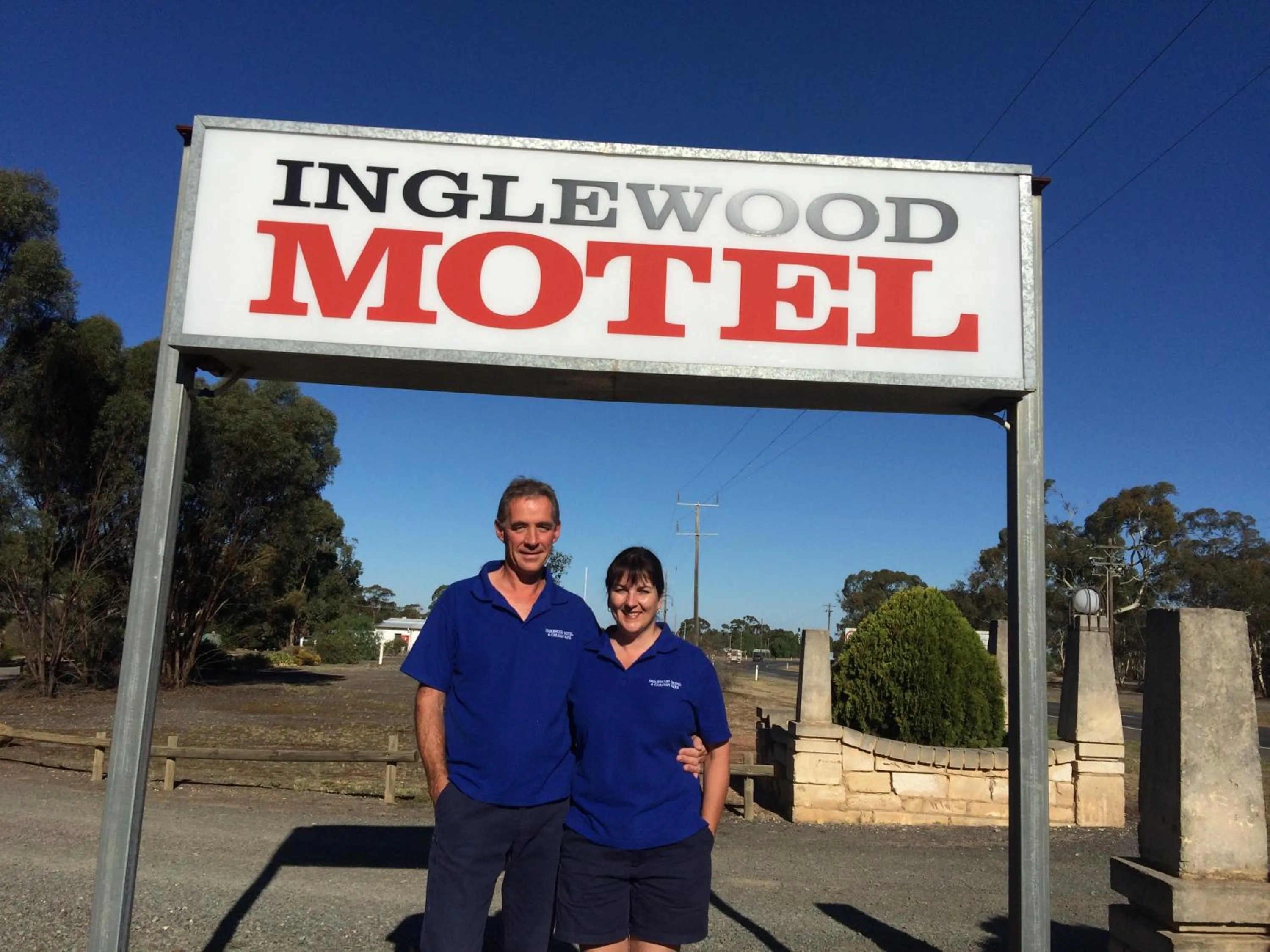 Property logo or sign in Inglewood Motel and Caravan Park Victoria