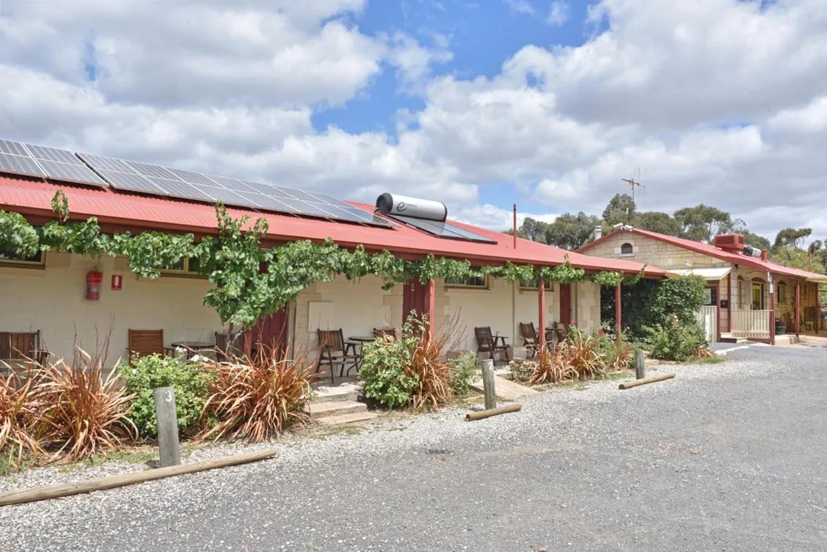Property building in Inglewood Motel and Caravan Park Victoria