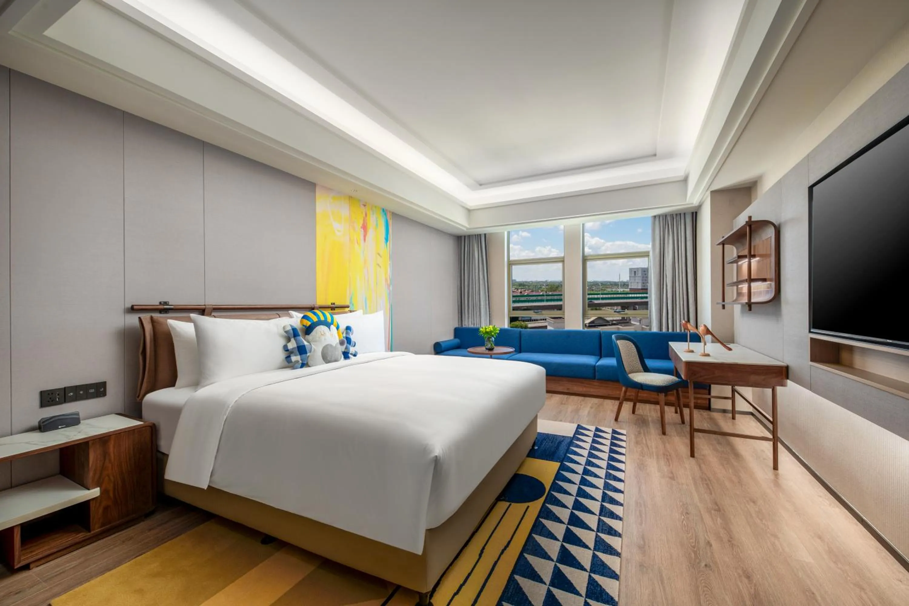 View (from property/room), Bed in voco Shanghai Zhangjiang by IHG
