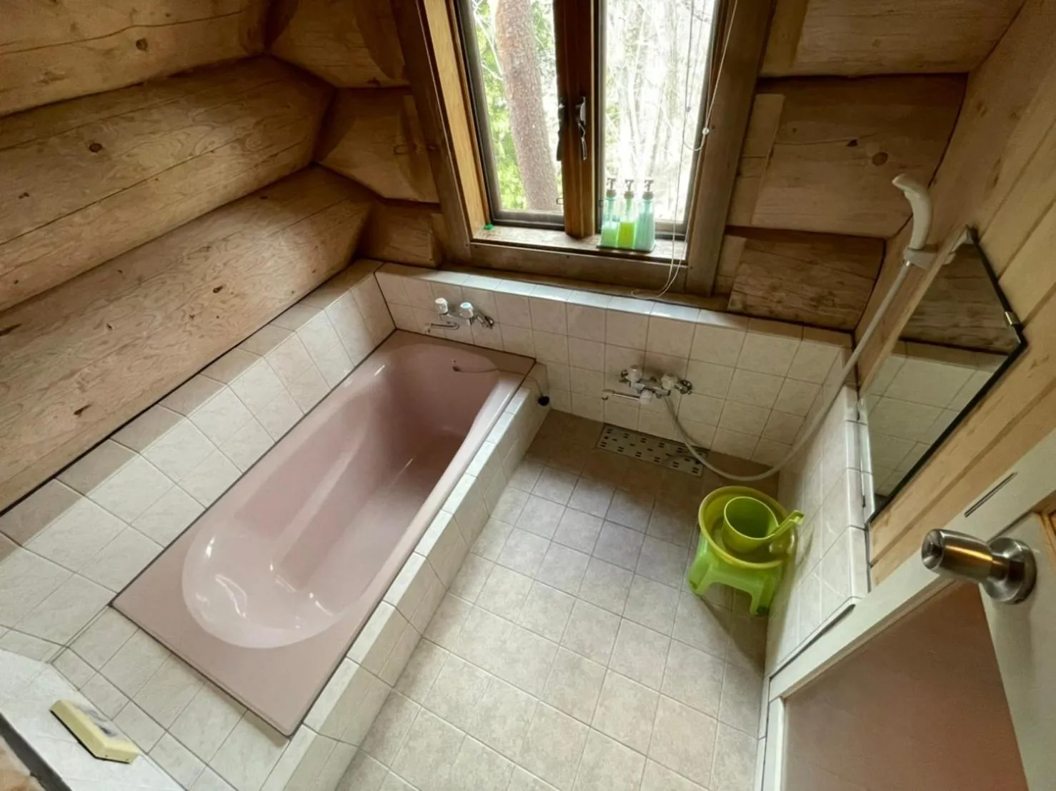 Bath in Hakuba Canadian Lodge