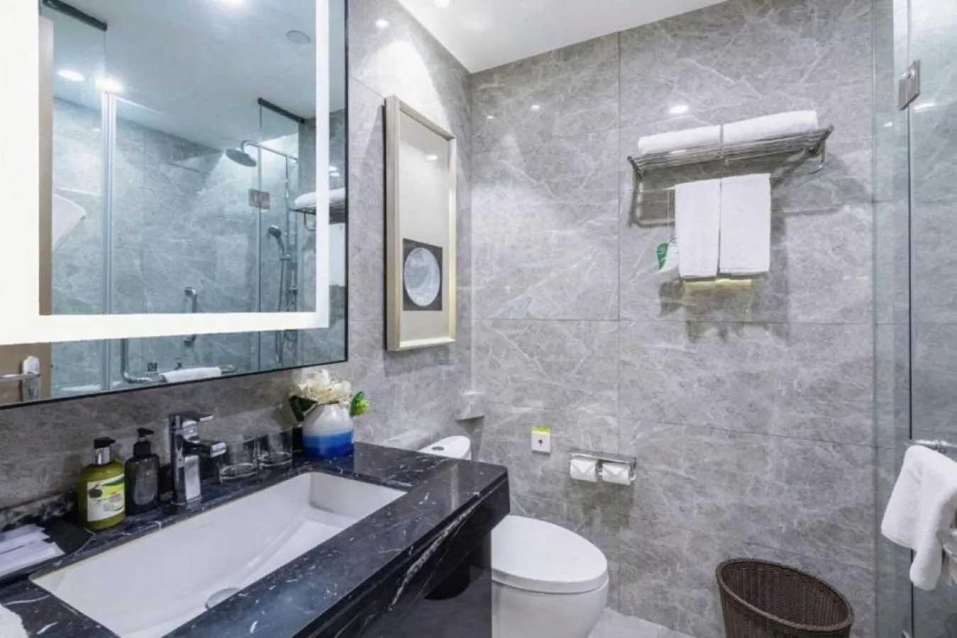 Bathroom in Somerset Yangtze River Chongqing