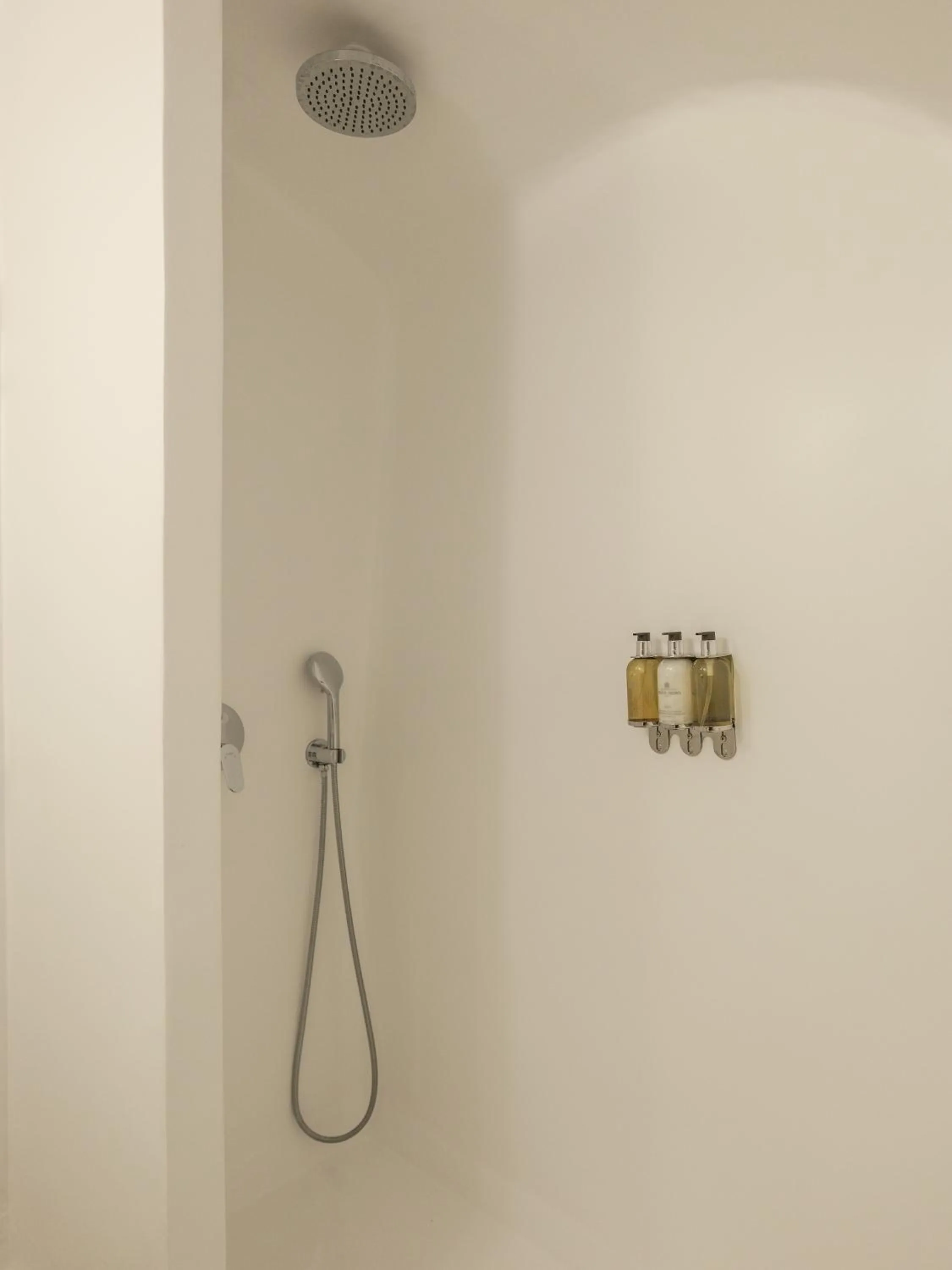 Aspaki by Art Maisons