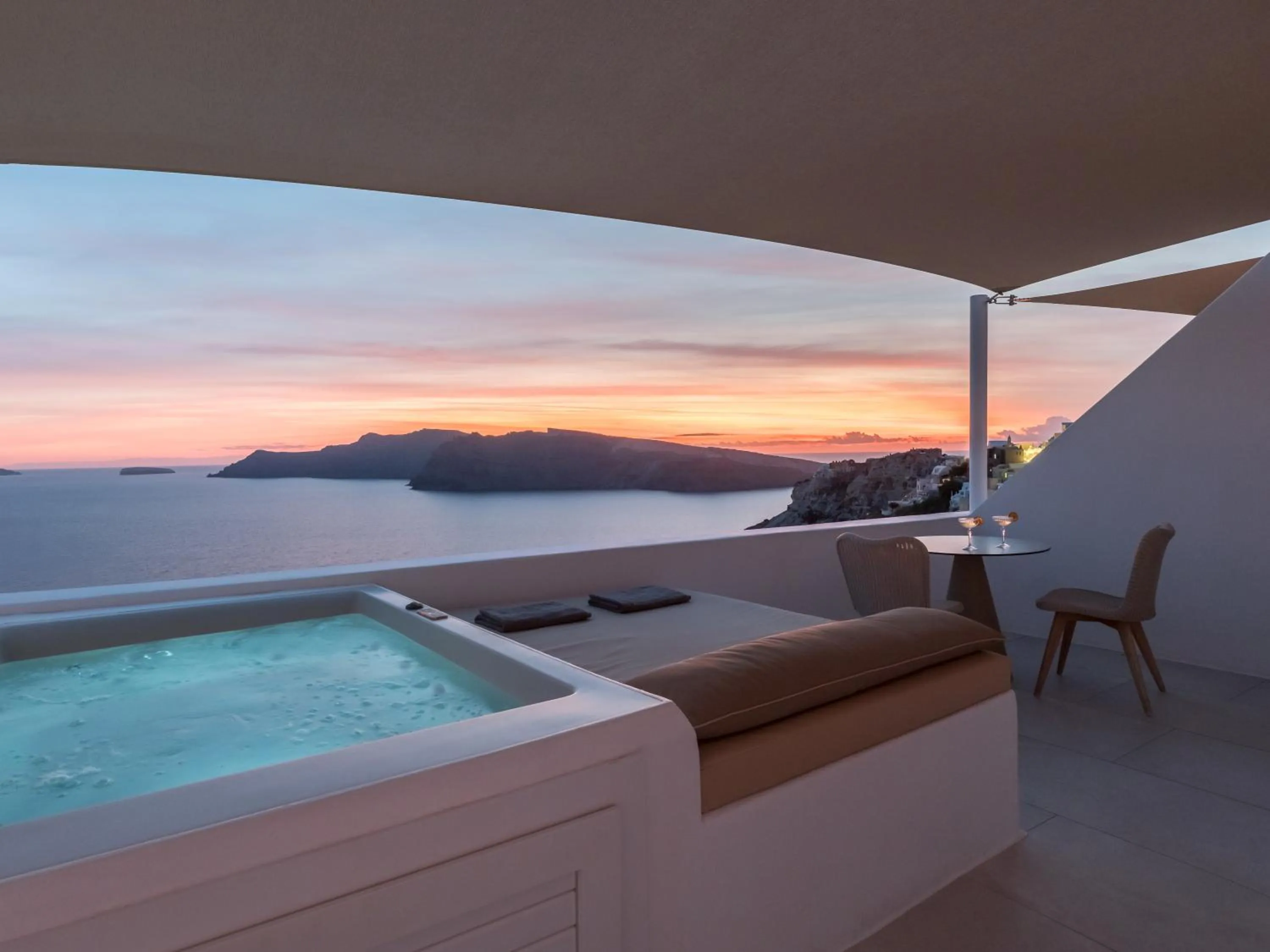 Aspaki by Art Maisons