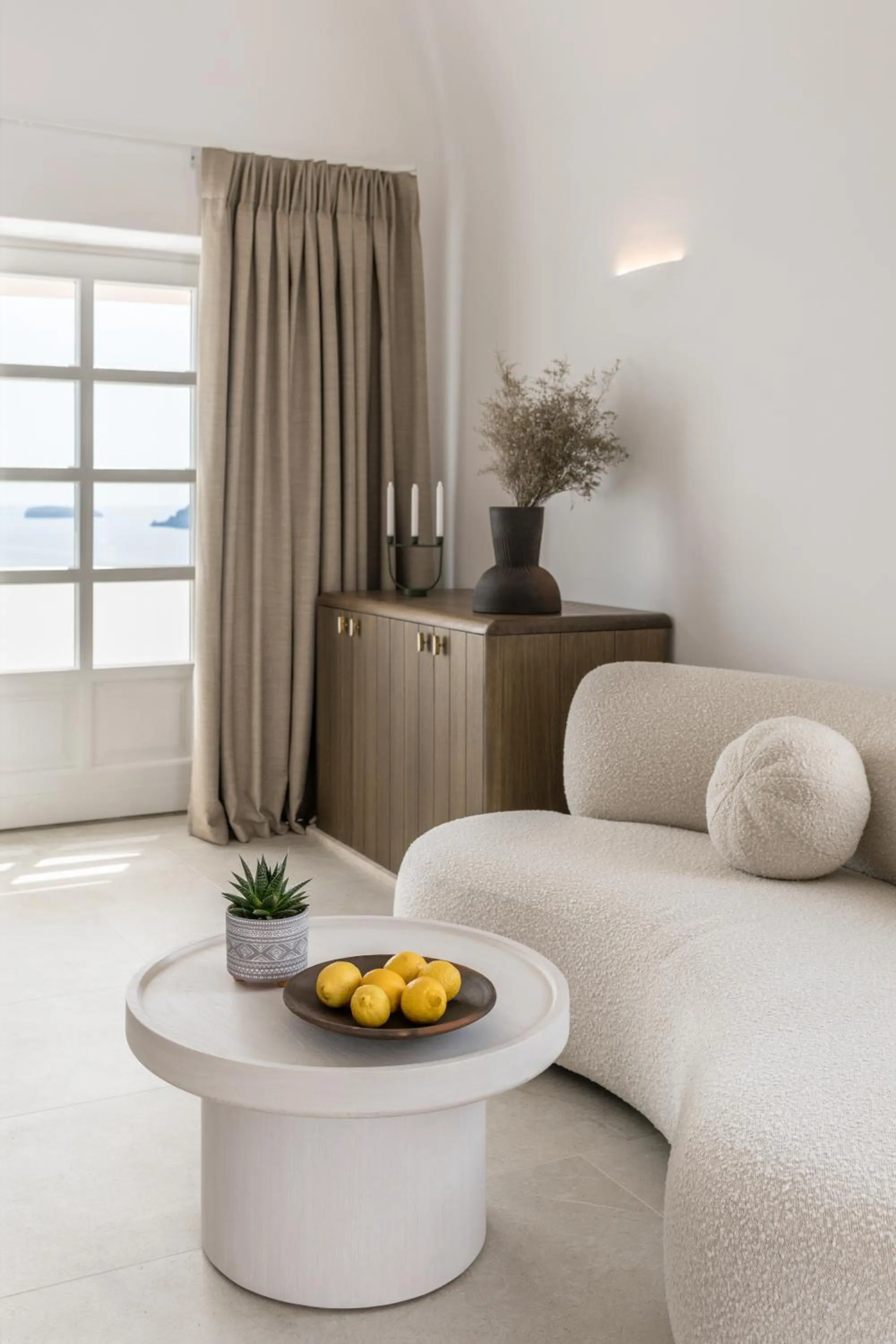 Aspaki by Art Maisons