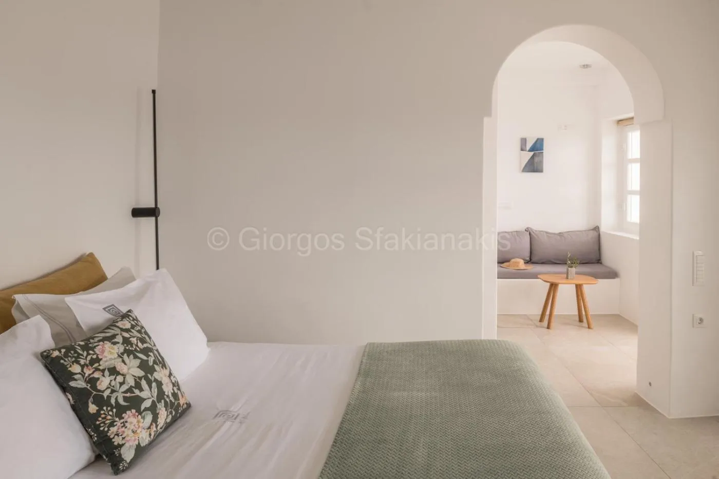 Bed in Aspaki by Art Maisons