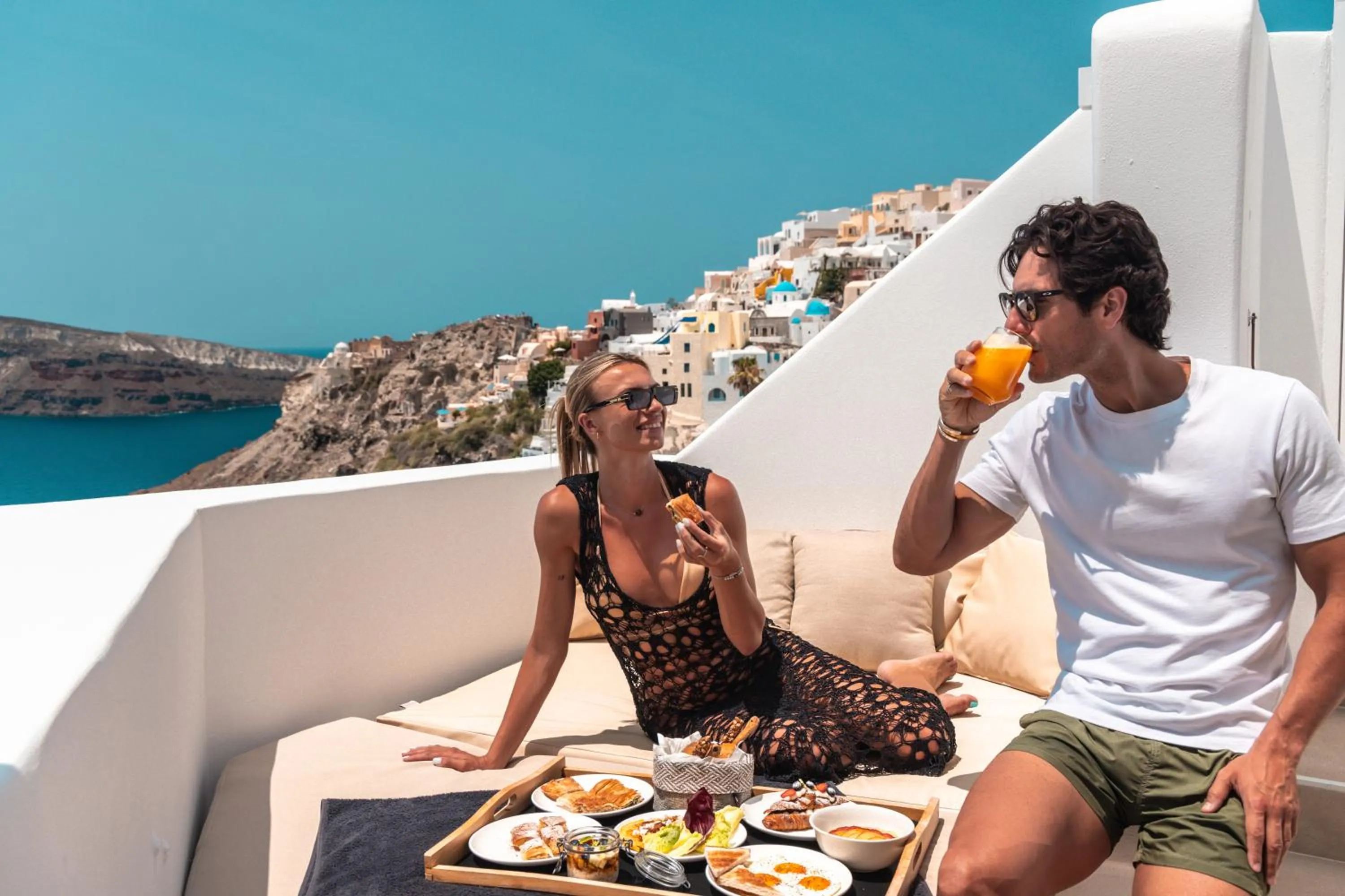 Breakfast in Aspaki by Art Maisons