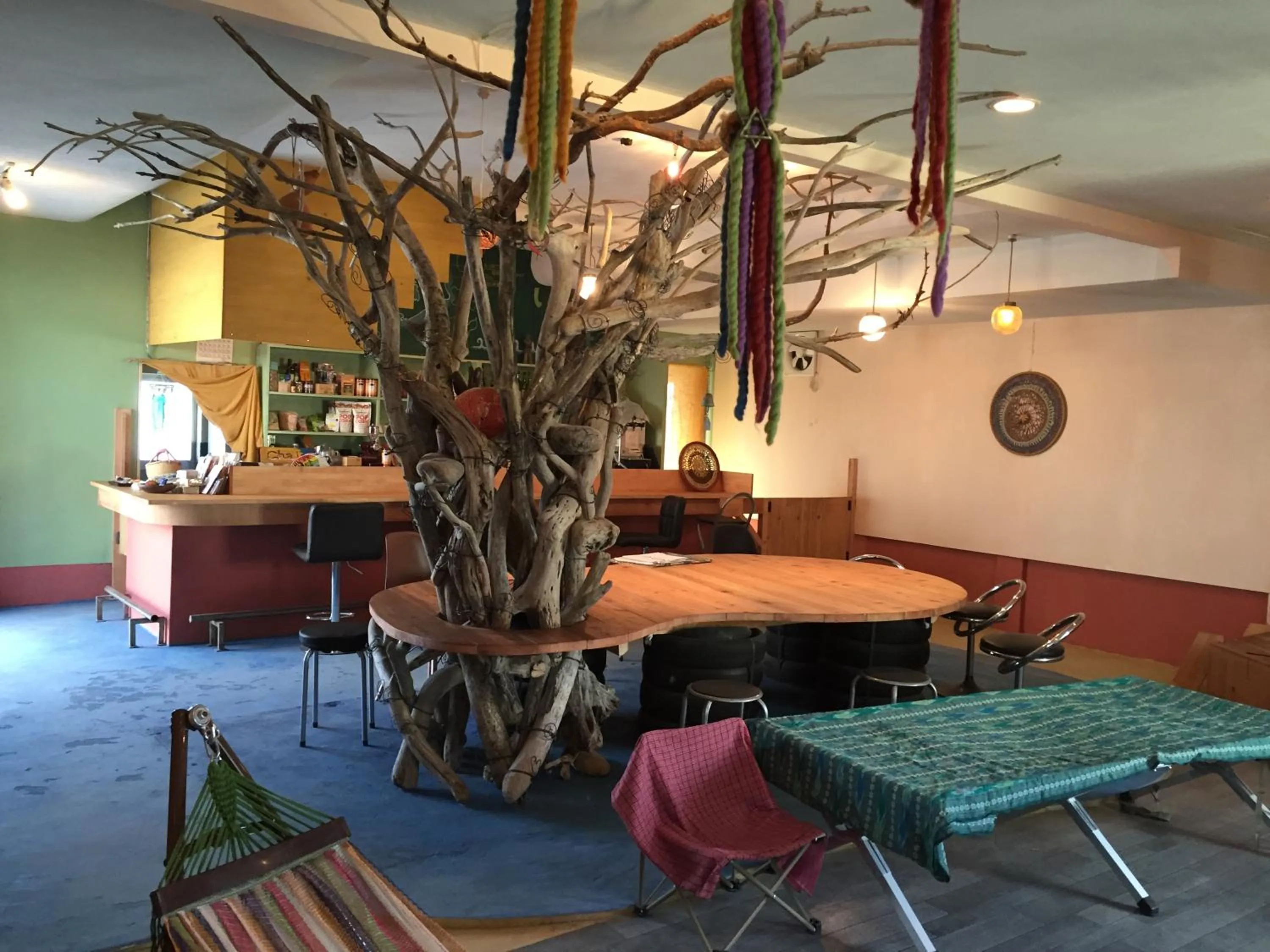 Restaurant/places to eat in Guest House & Cafe Ohana