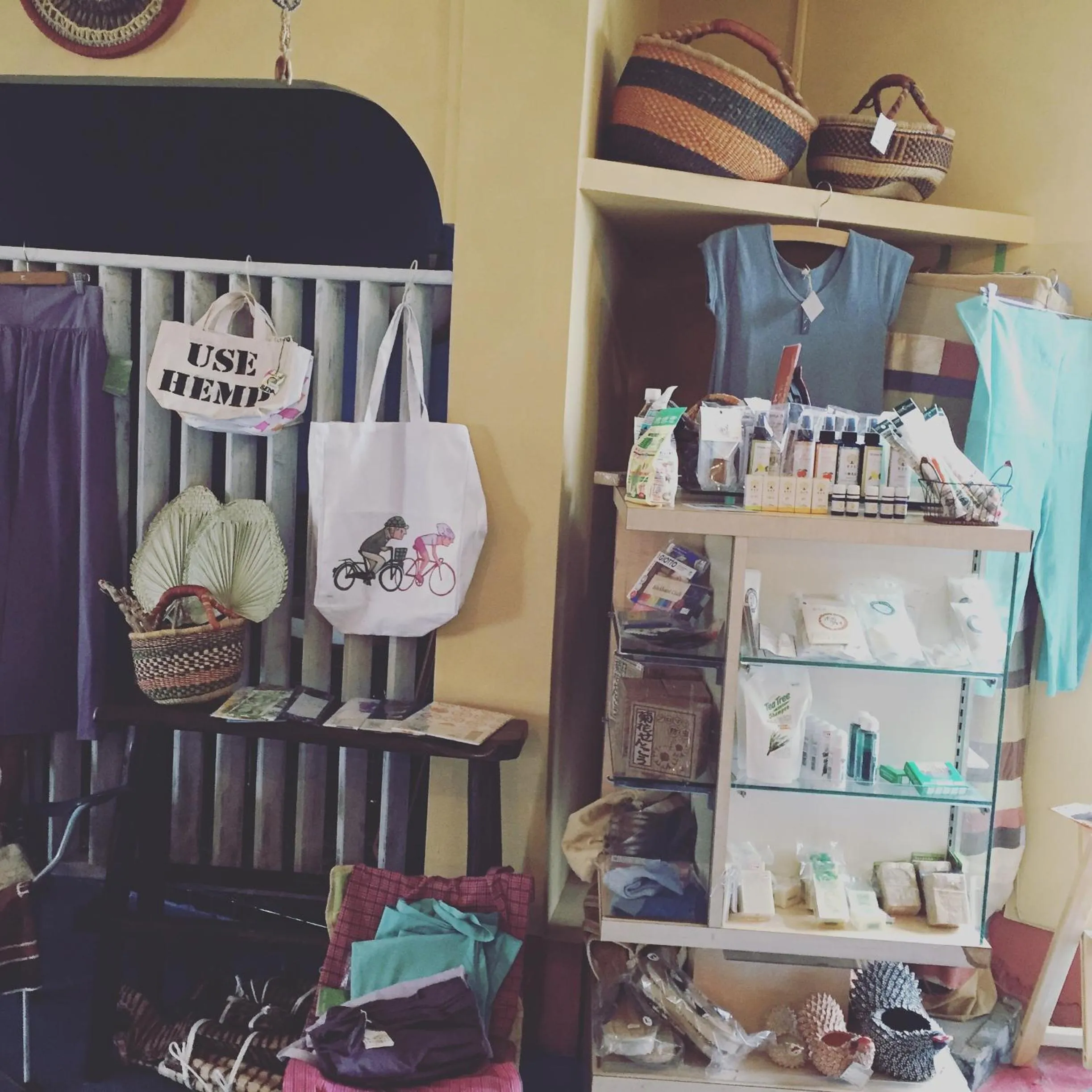 Restaurant/places to eat in Guest House & Cafe Ohana