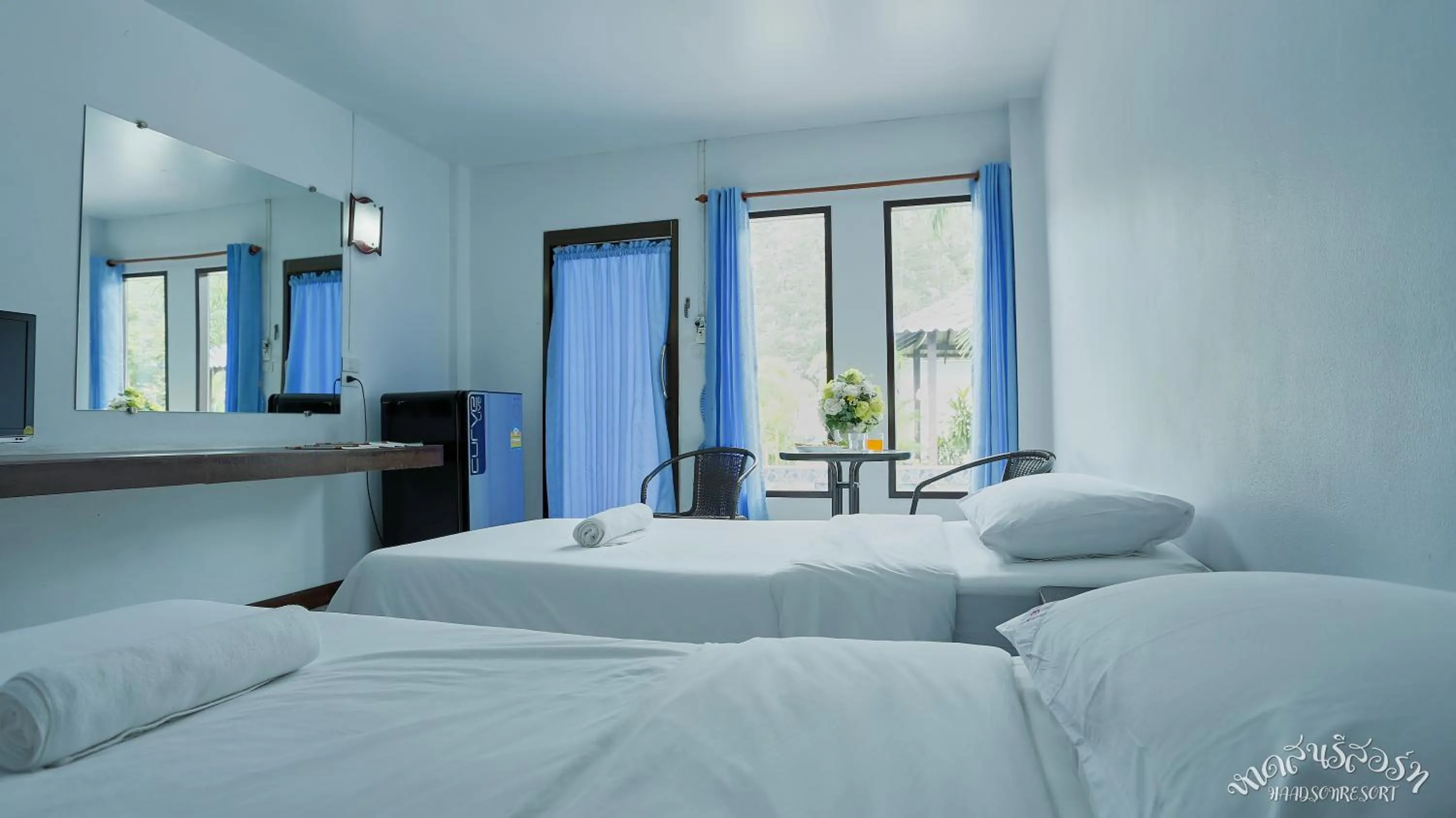 Bed in HaadSon Resort