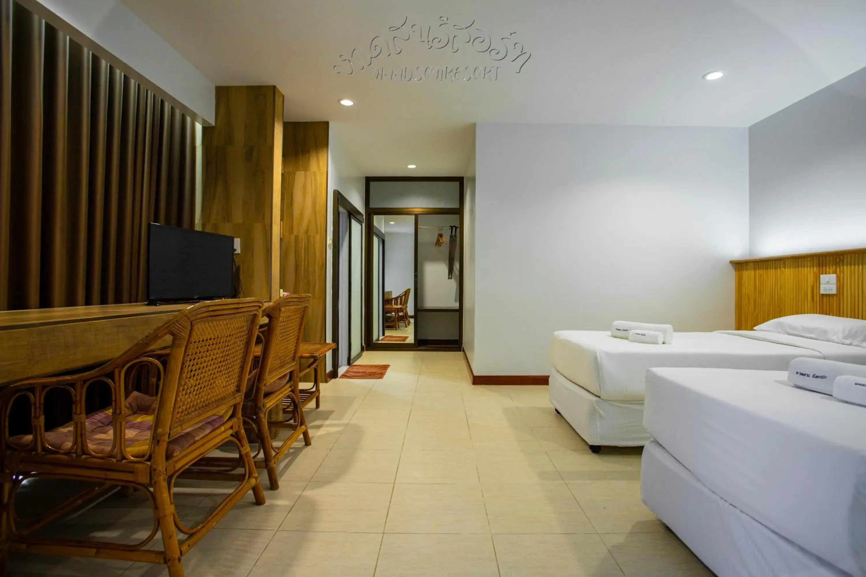 Twin Room with Sea View in HaadSon Resort Twin Room with Sea View in HaadSon Resort