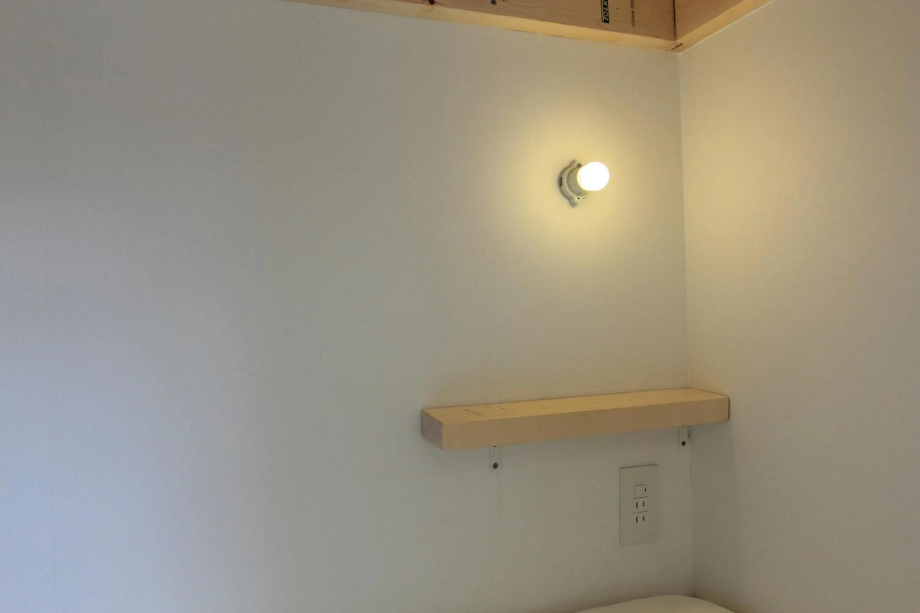 Decorative detail in plumhostel