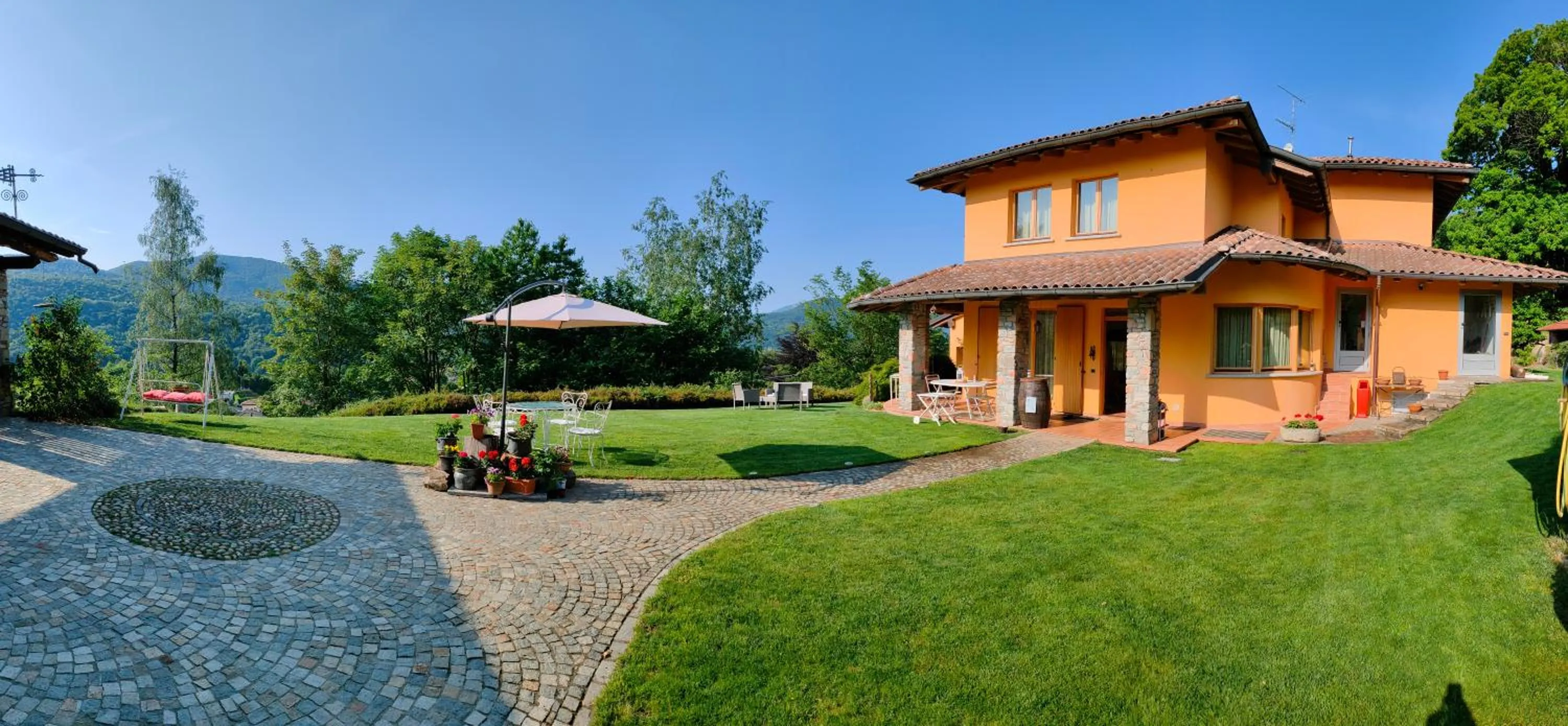 Property building in B&B Villa Claudia