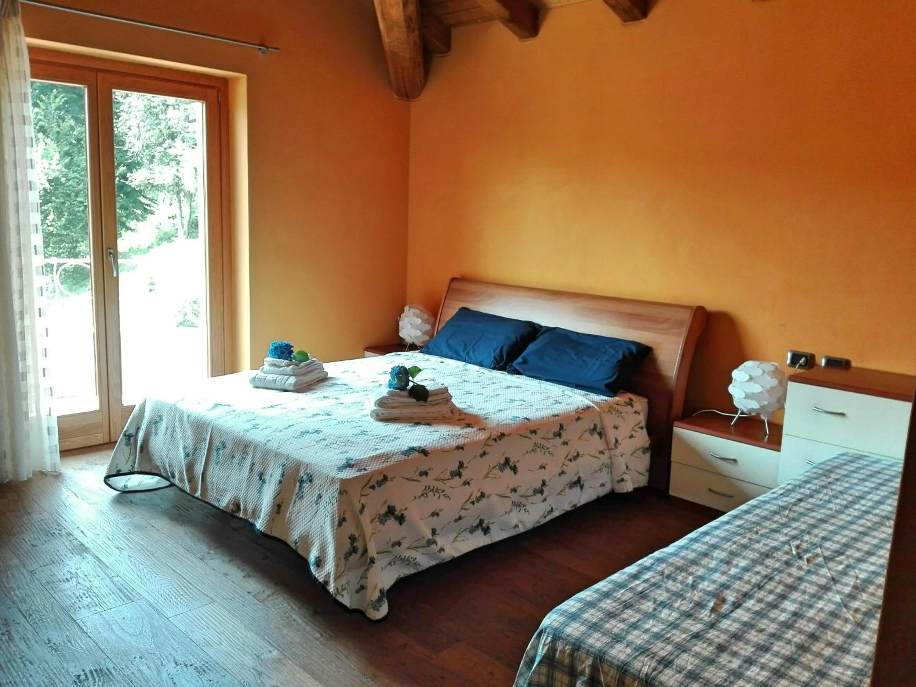 Photo of the whole room, Bed in B&B Villa Claudia