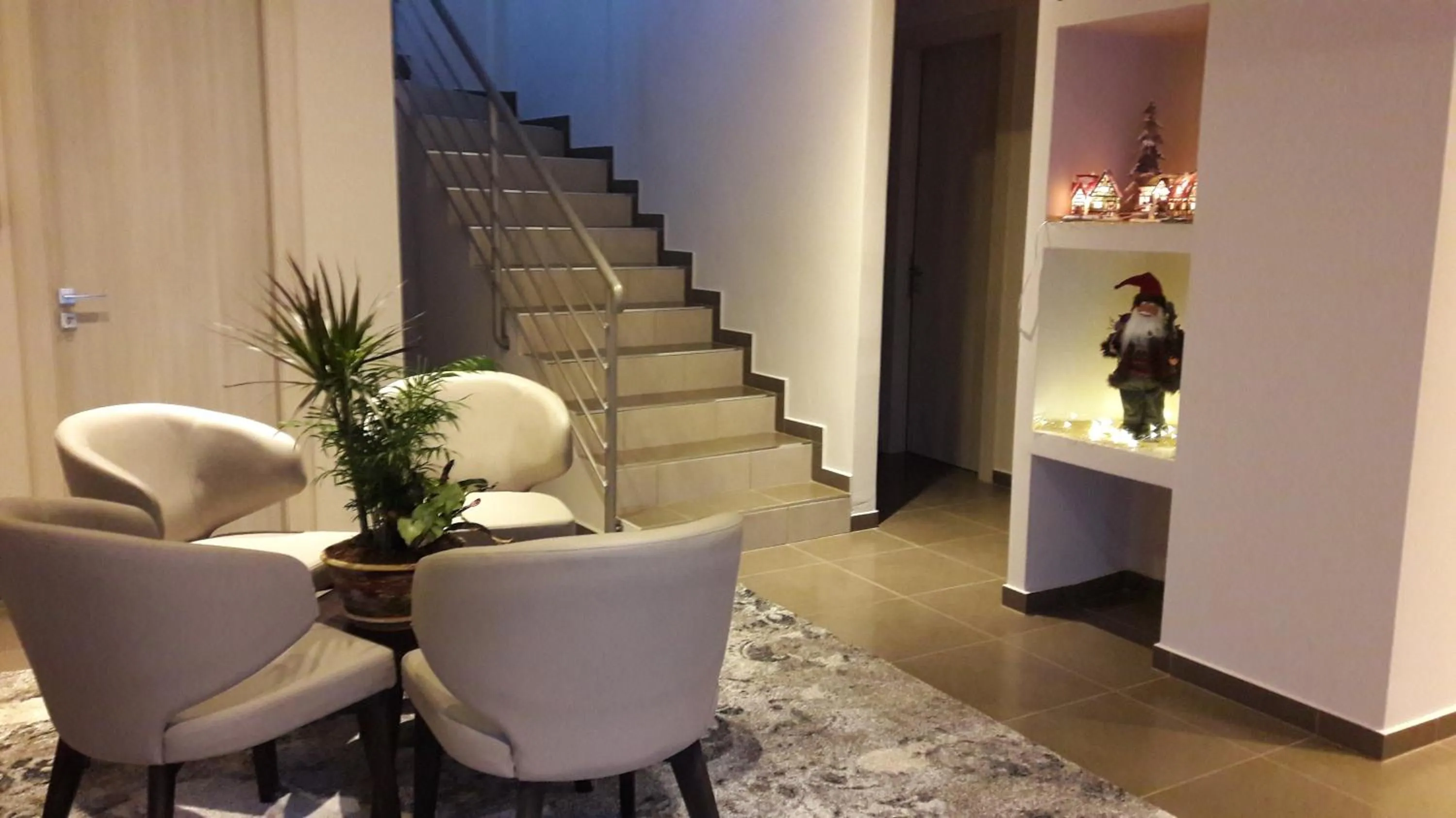 Lobby or reception in Angels