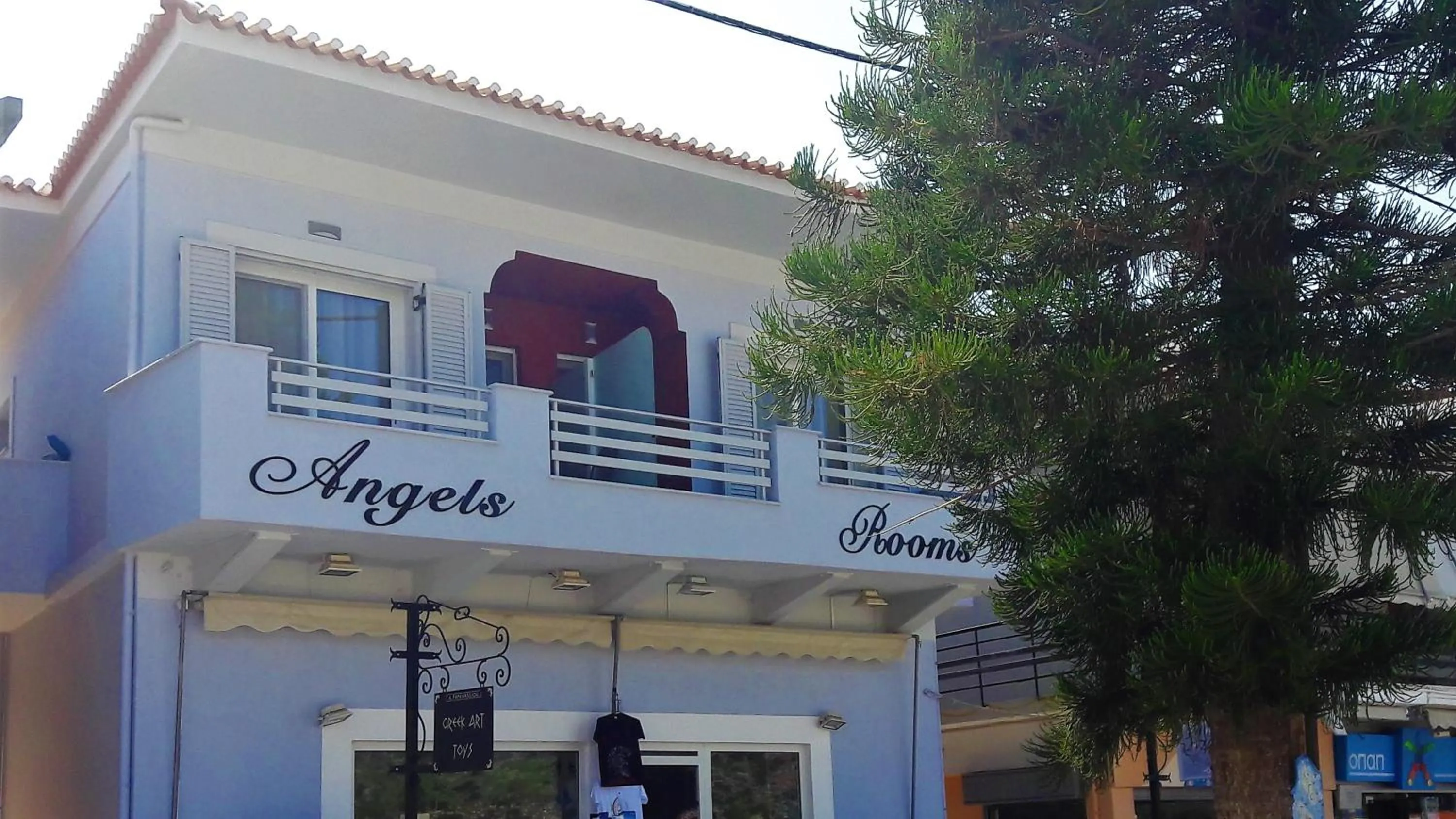 Property building in Angels