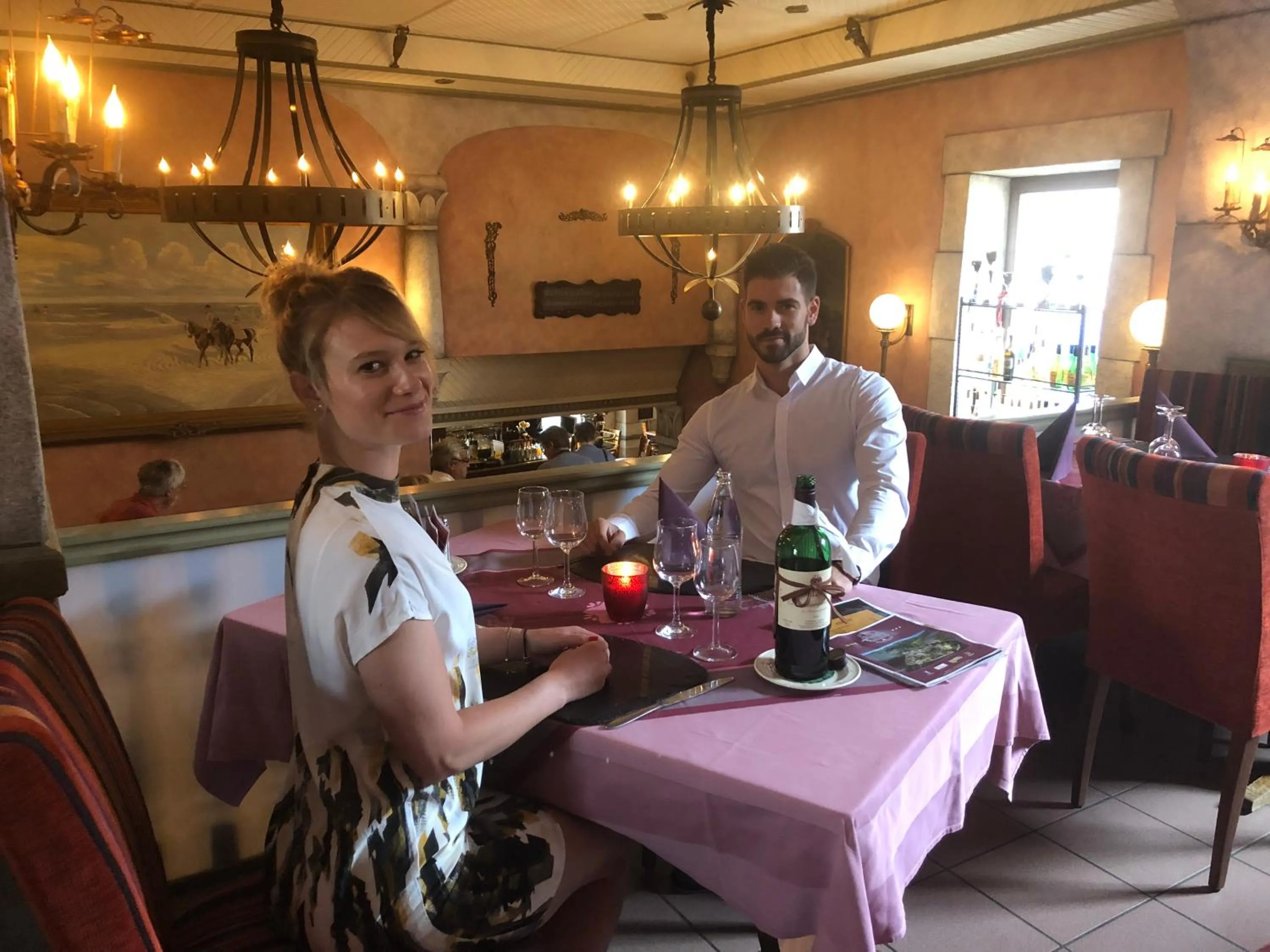 Restaurant/places to eat in Logis Gourmet & Relax Wellness Hotel De La Sure