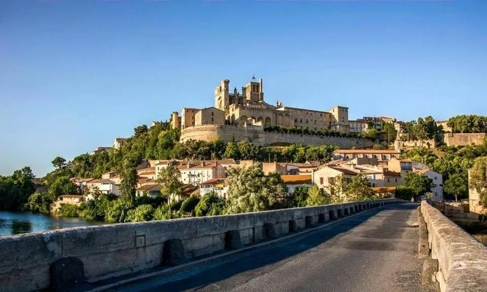 Nearby landmark in Maison De L'Orb