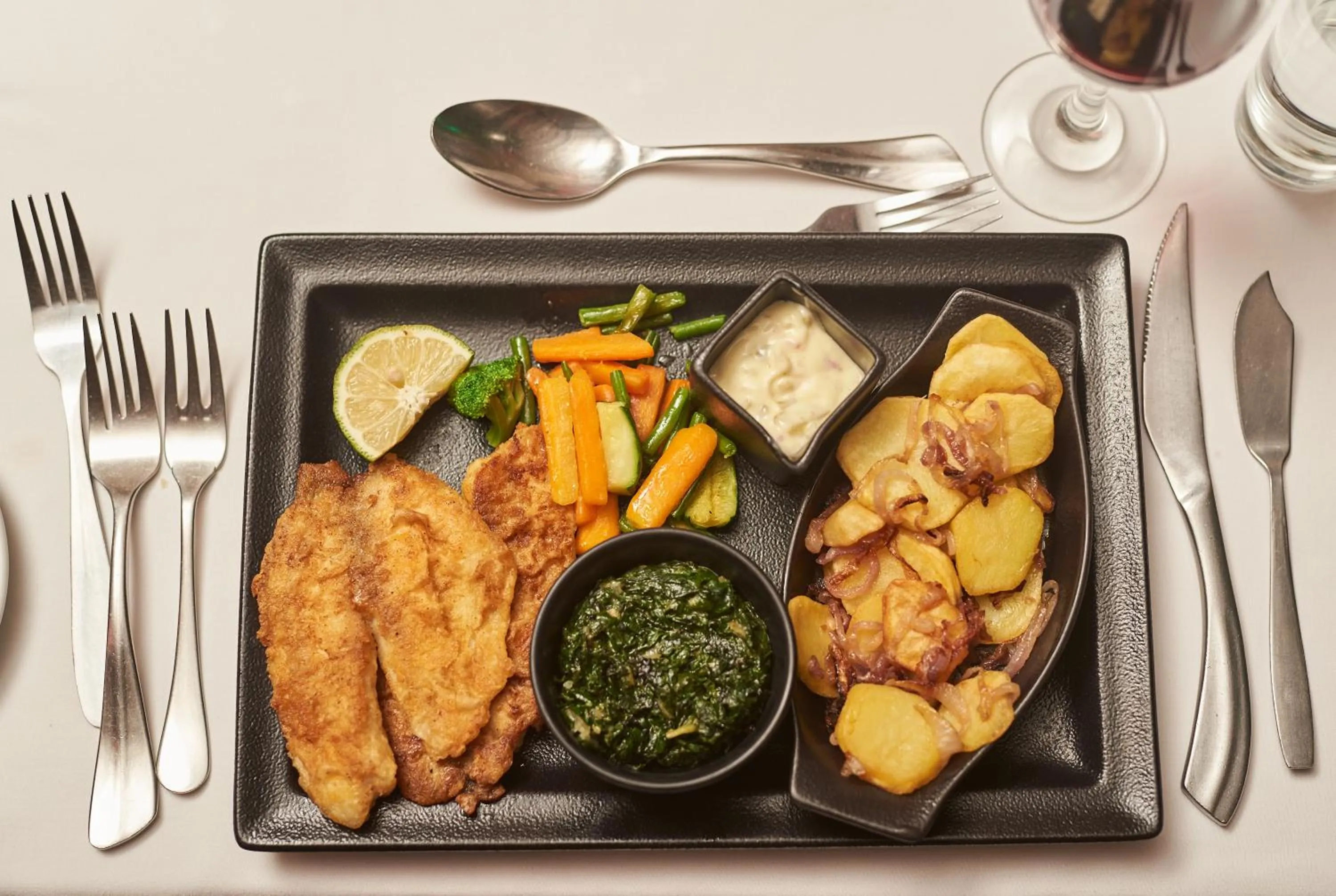 Food and drinks in Hotel Waterbuck