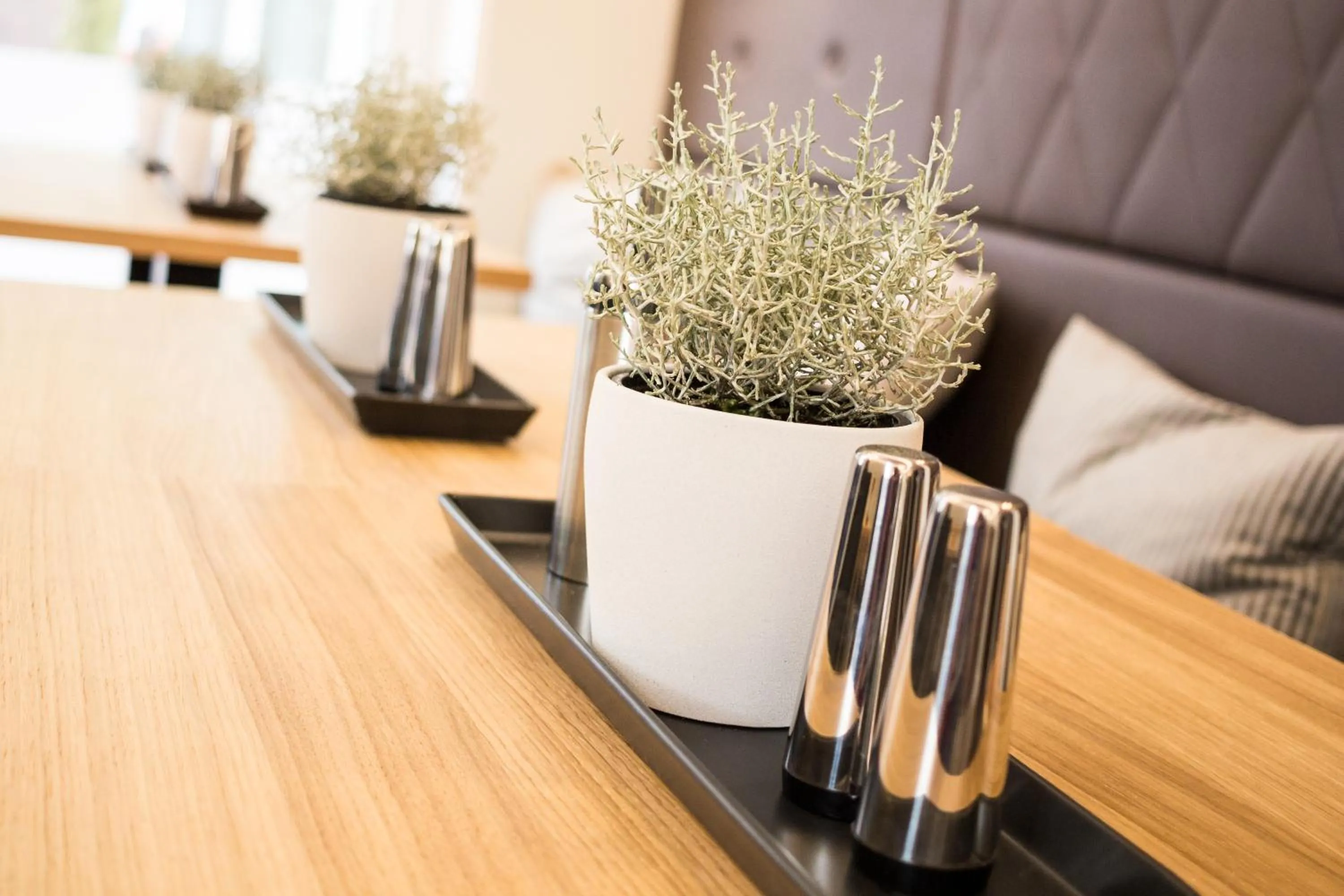 Dining area in Burghotel Lingen