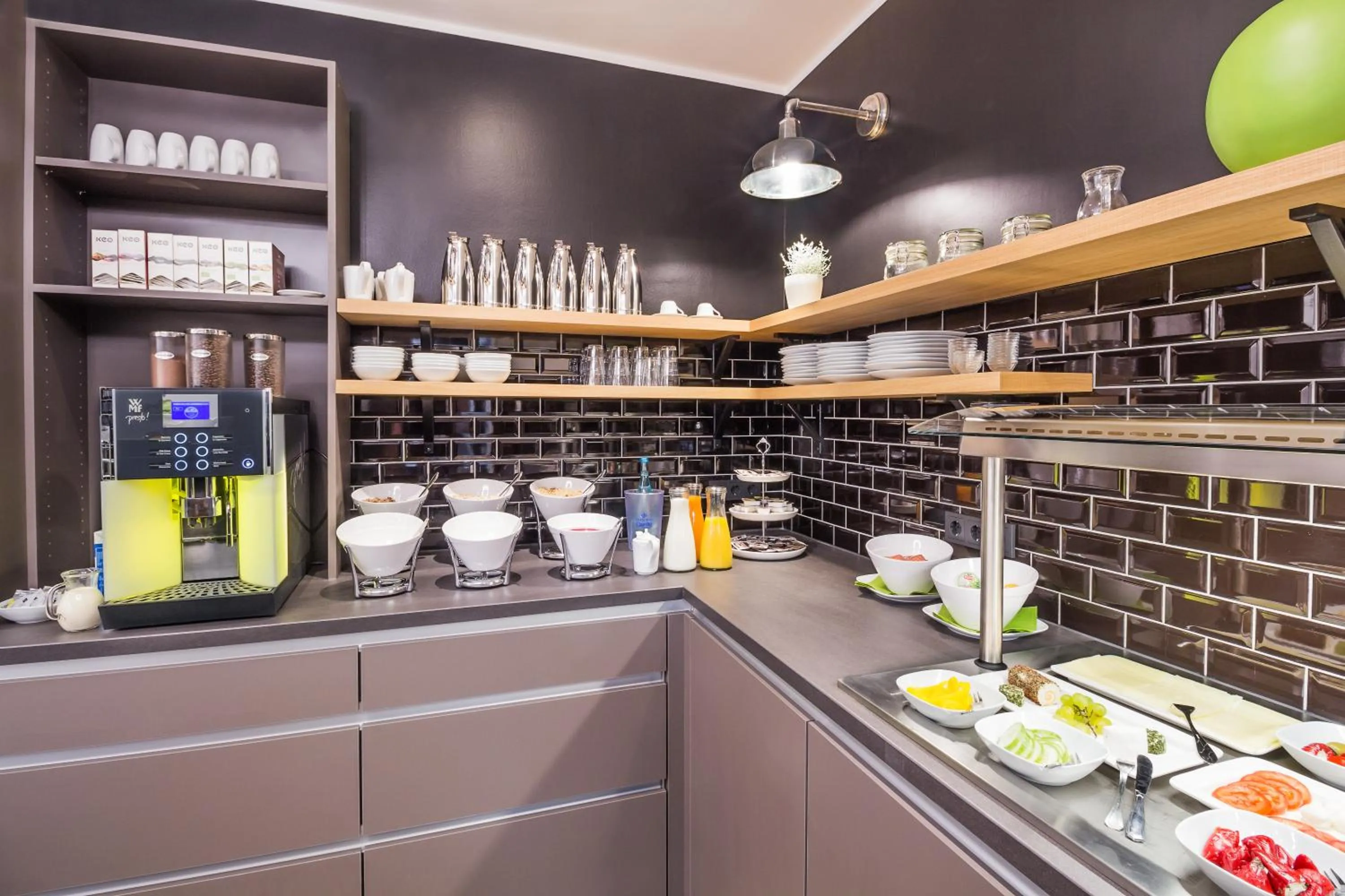 Buffet breakfast in Burghotel Lingen