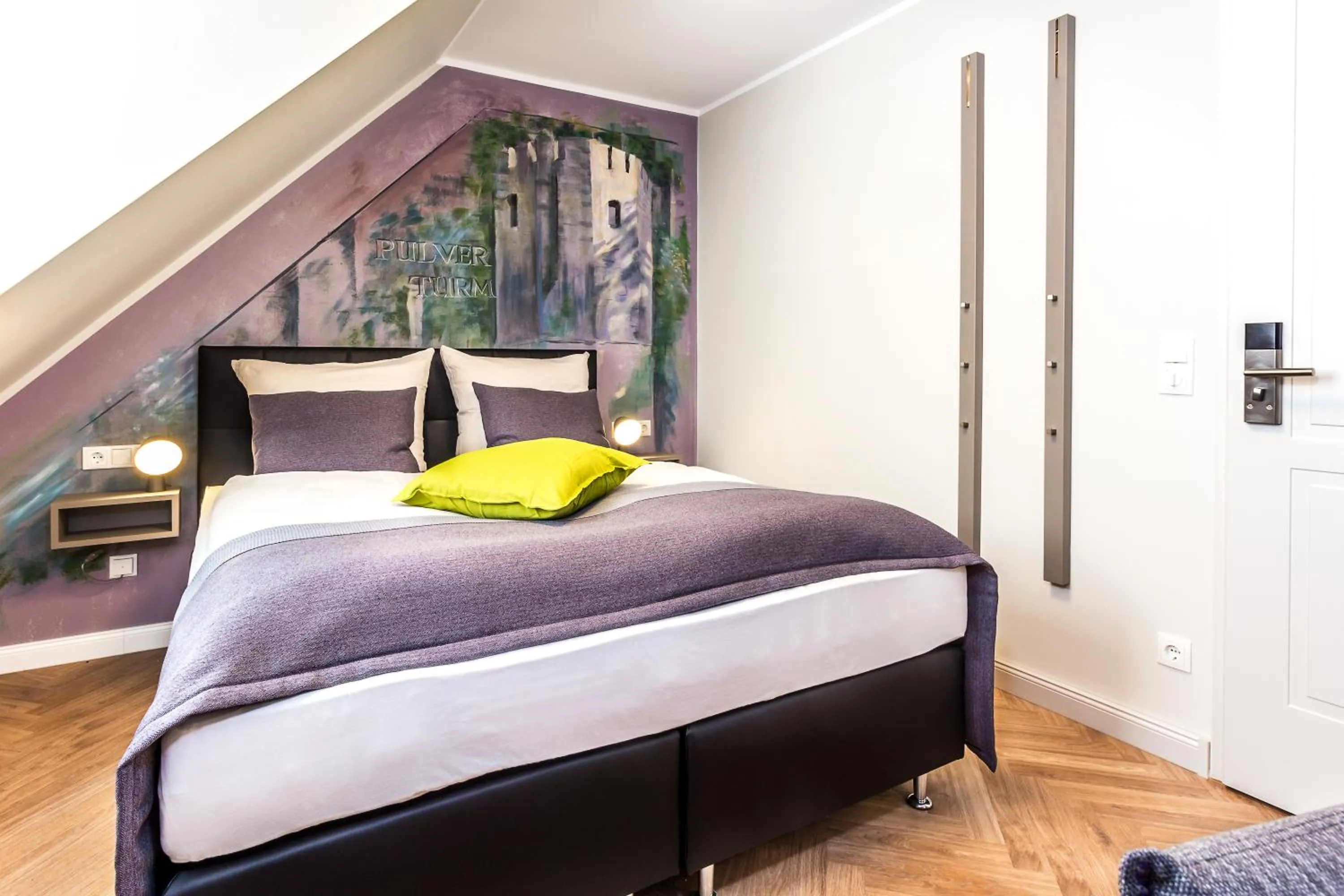 Bedroom, Bed in Burghotel Lingen