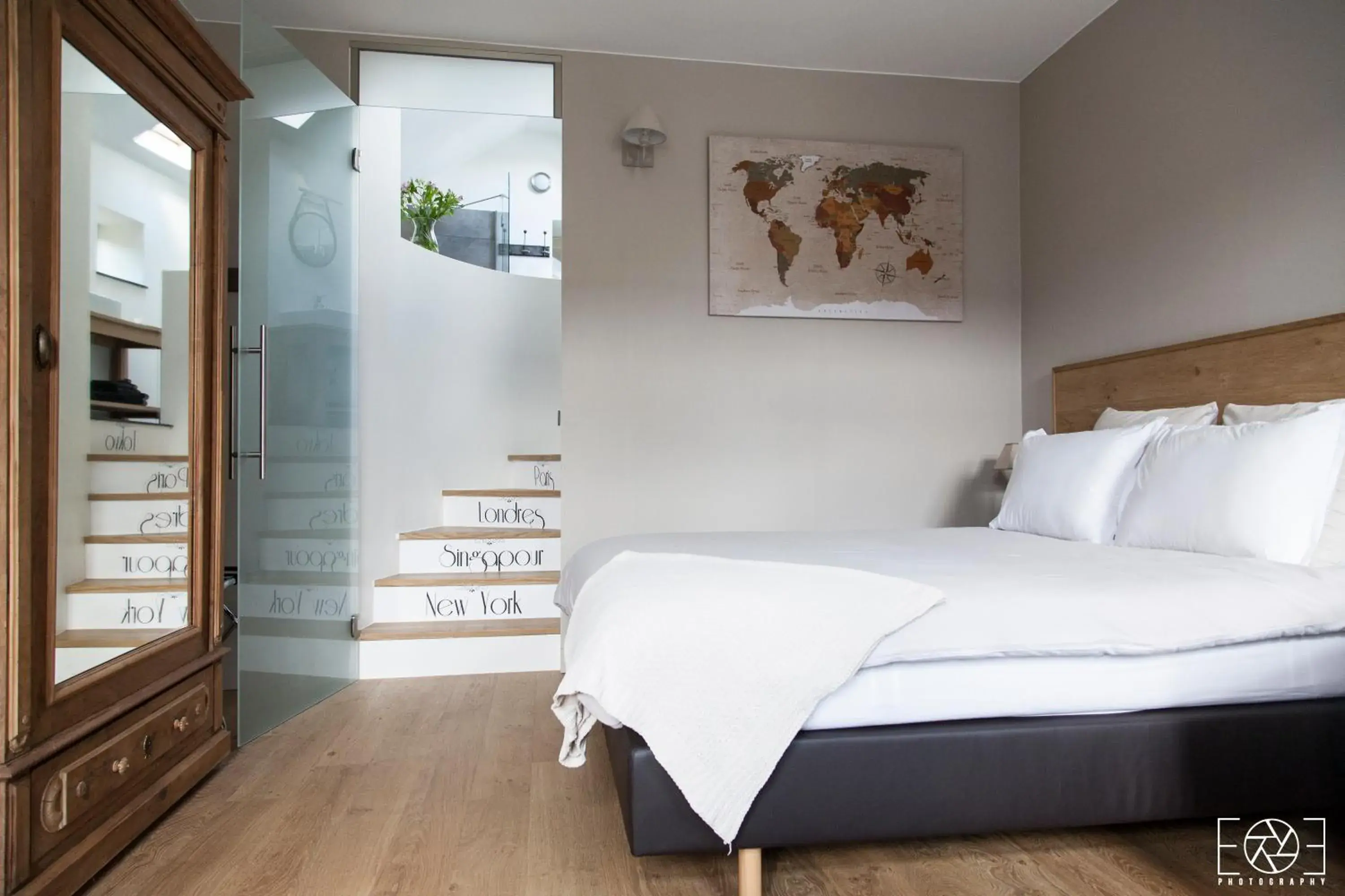 Deluxe Queen Room with Bath - single occupancy in La maison en pierre Deluxe Queen Room with Bath - single occupancy in La maison en pierre