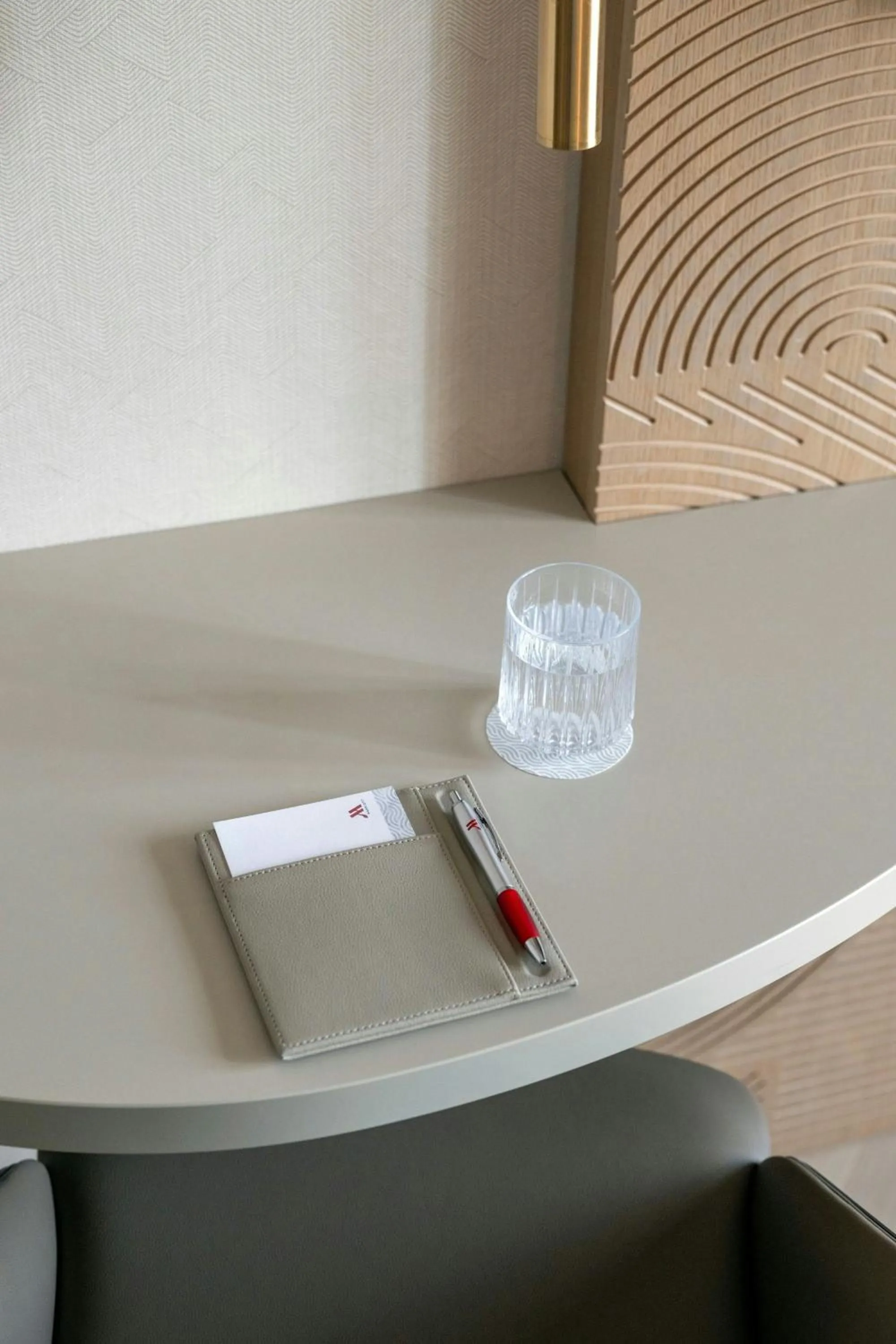 Photo of the whole room in Luxembourg Marriott Hotel Alfa