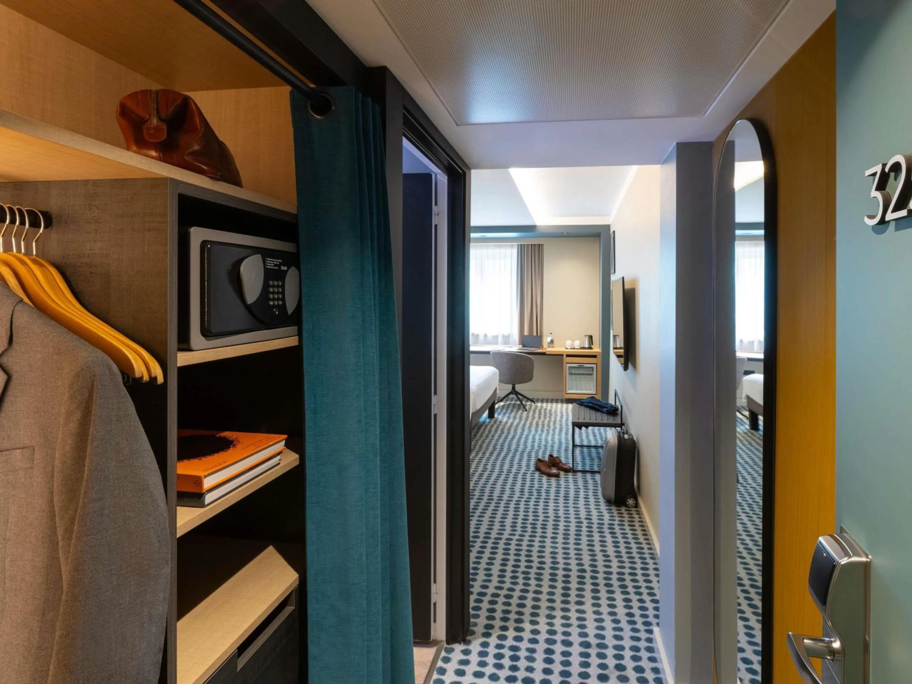 Bedroom, Bed in Novotel Luxembourg Kirchberg