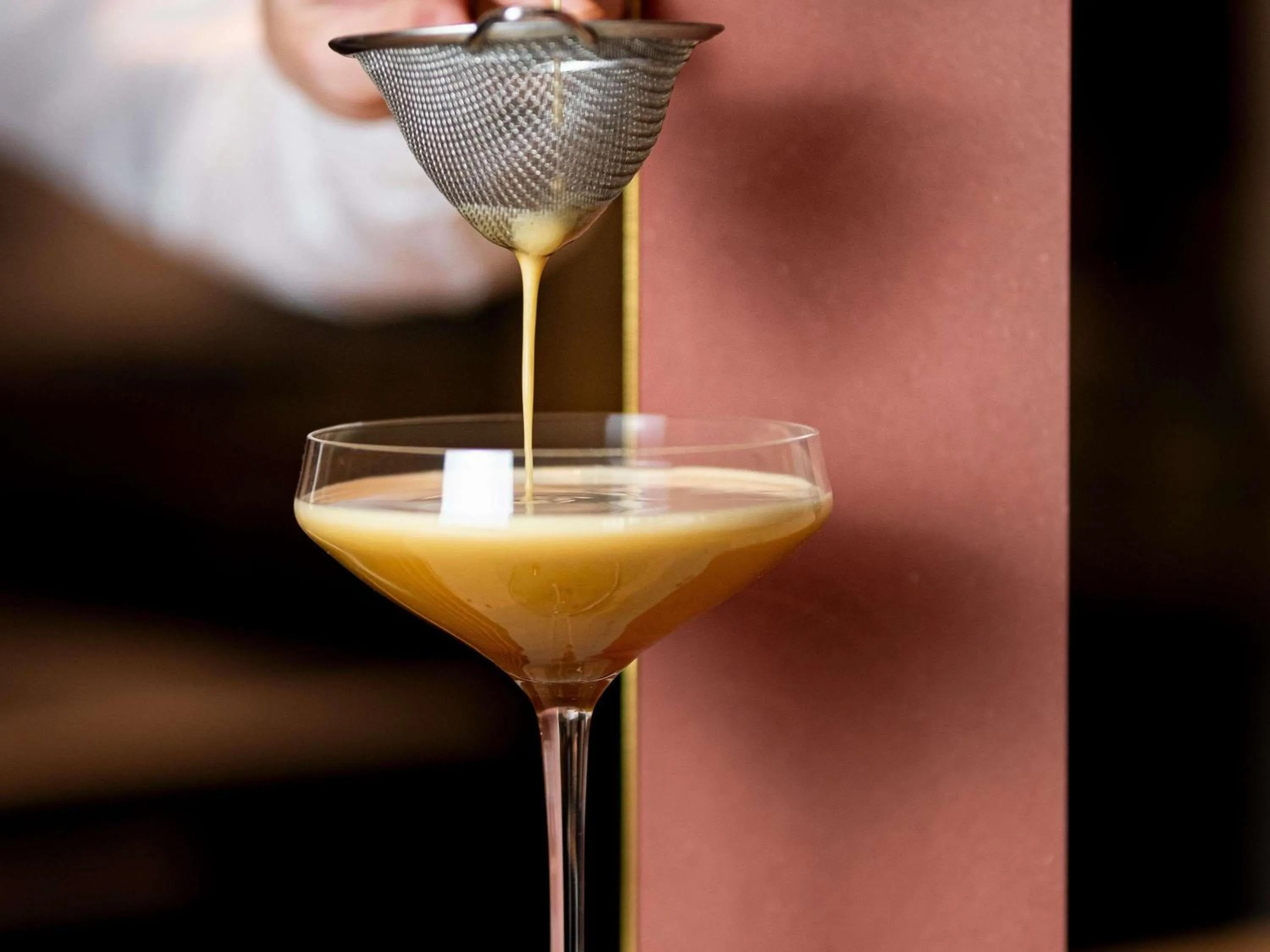 Lounge or bar in Novotel Luxembourg Kirchberg