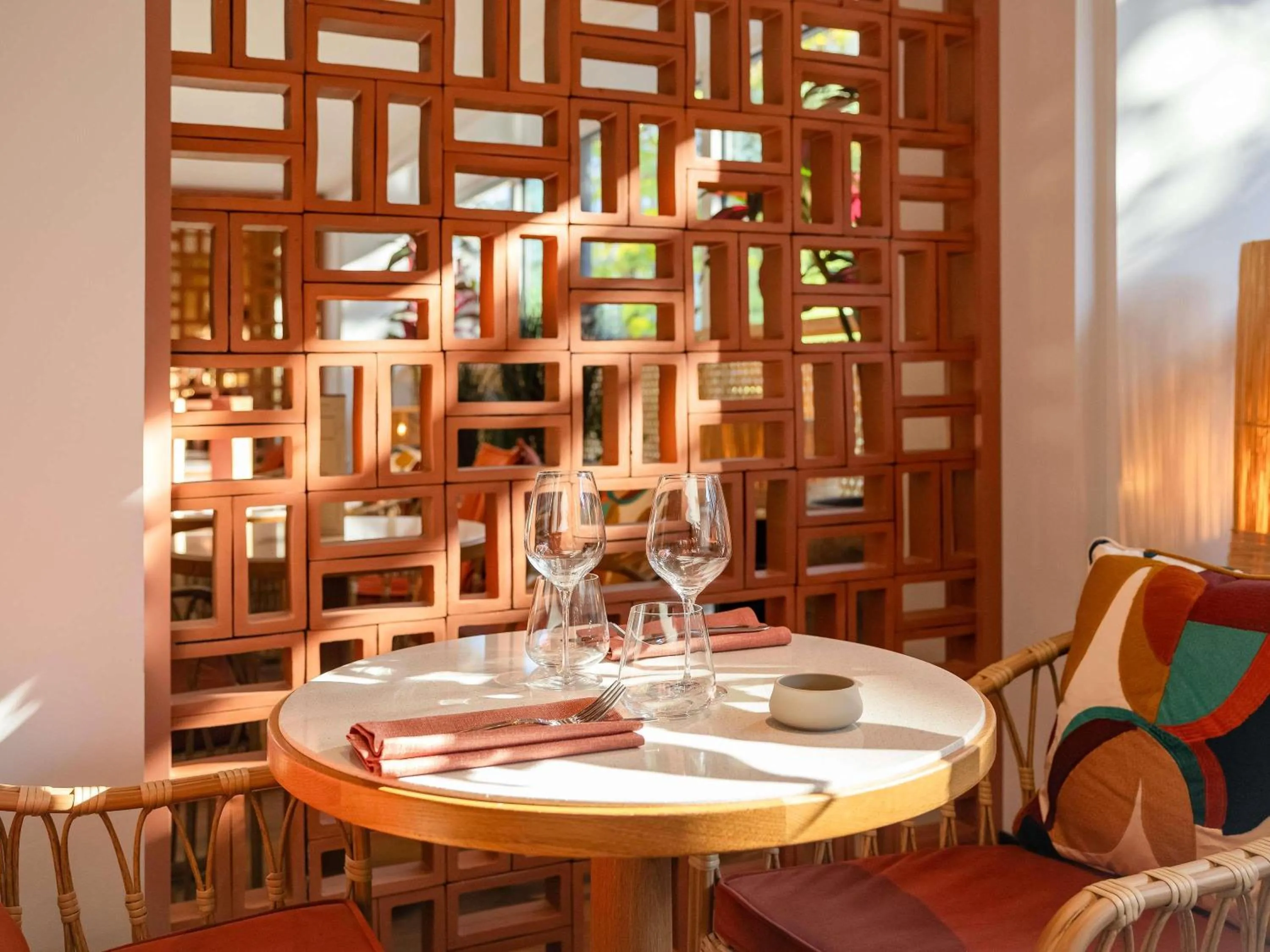 Lounge or bar in Novotel Luxembourg Kirchberg