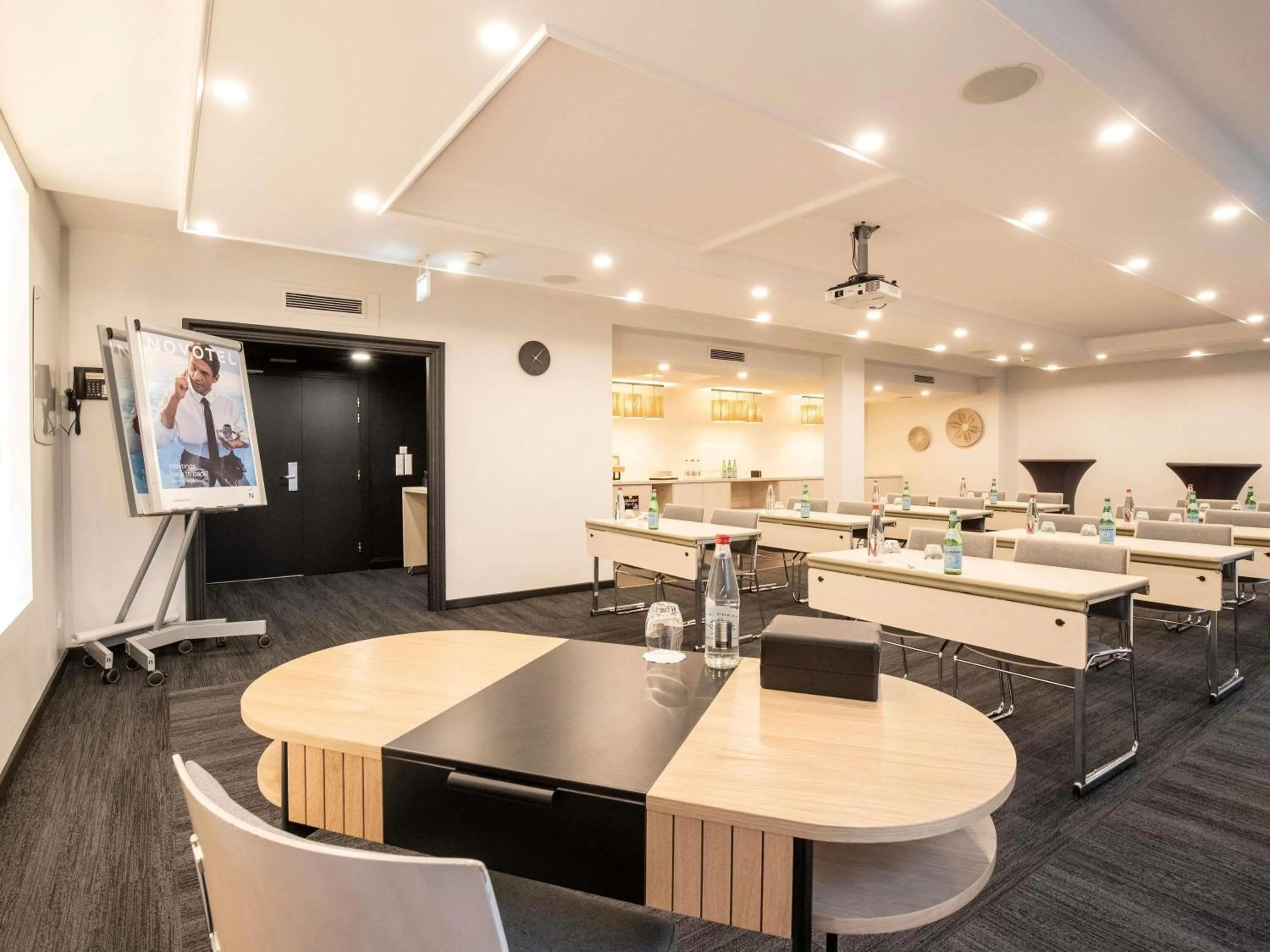 Meeting/conference room in Novotel Luxembourg Kirchberg