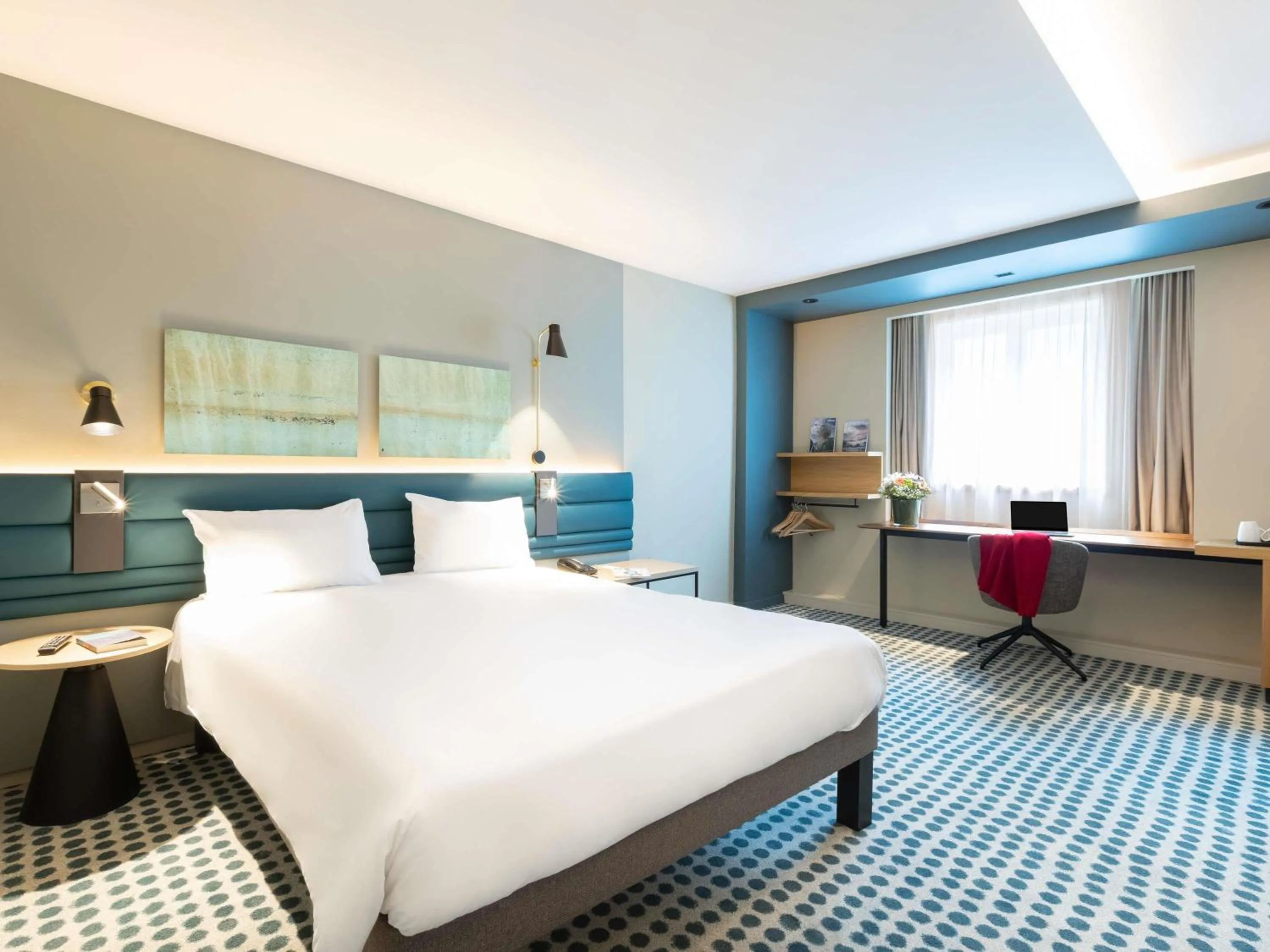 Bedroom, Bed in Novotel Luxembourg Kirchberg