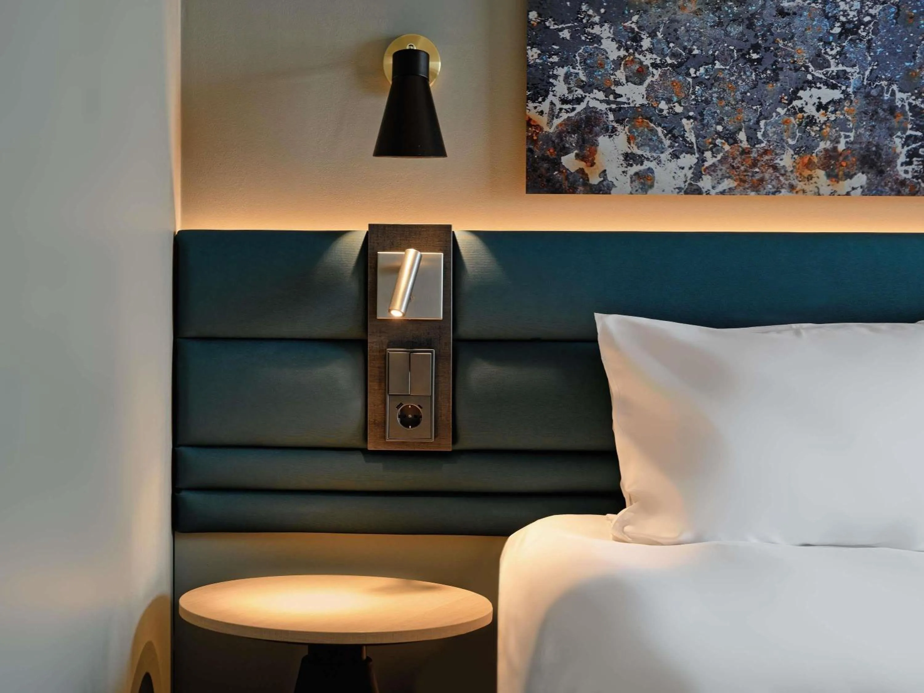 Bedroom, Bed in Novotel Luxembourg Kirchberg