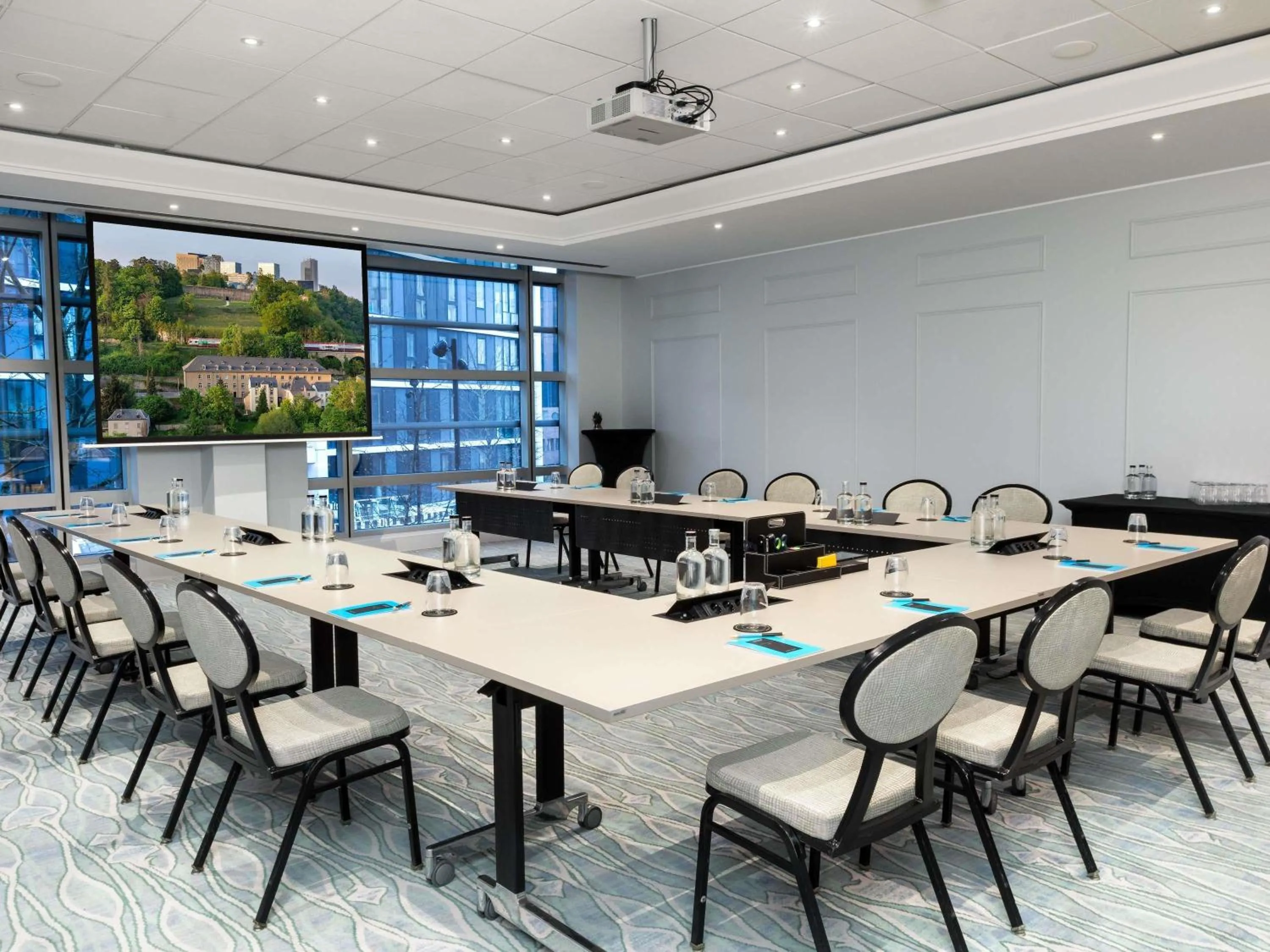 Meeting/conference room in Sofitel Luxembourg Europe