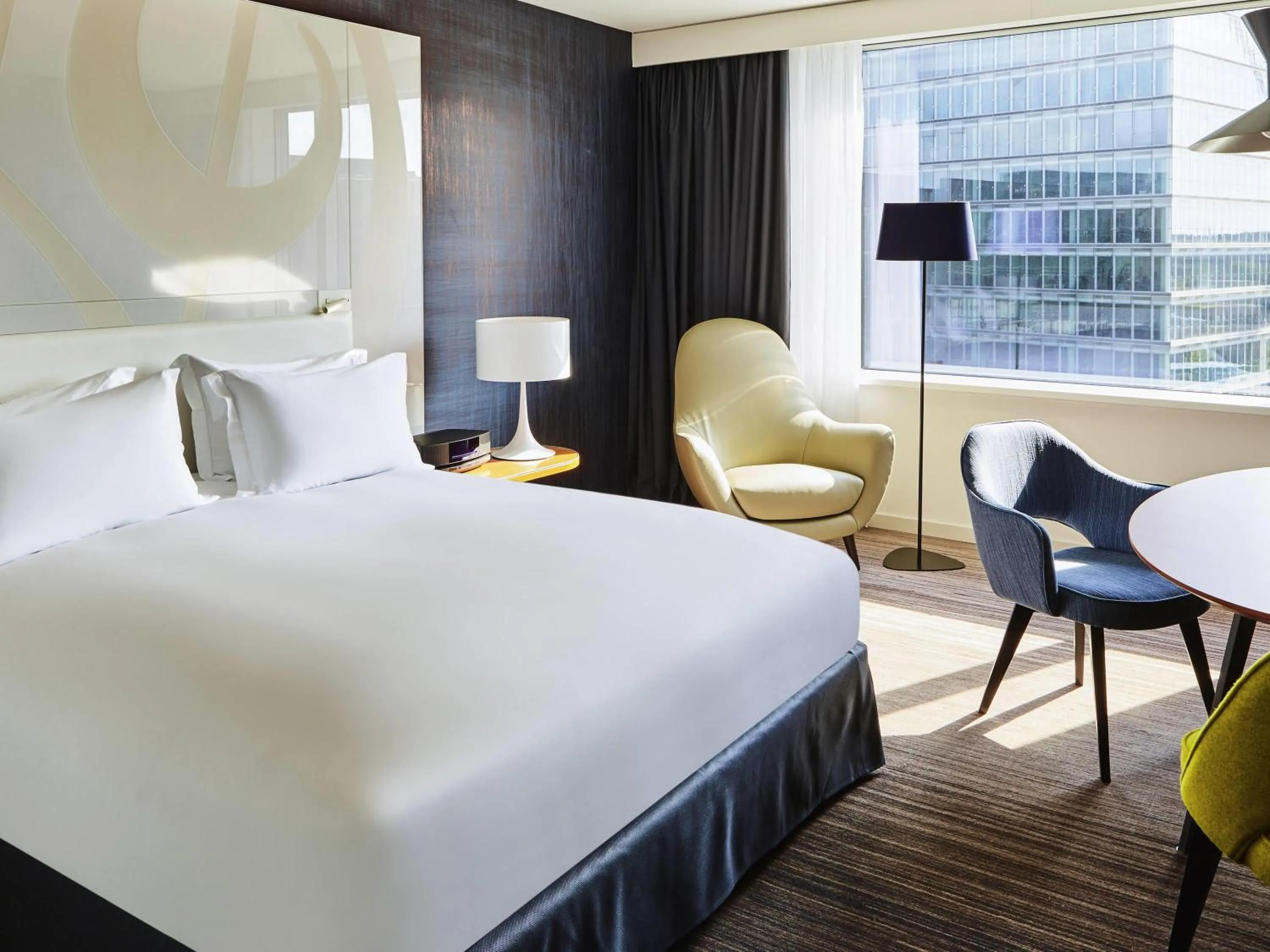 Bedroom, Bed in Sofitel Luxembourg Europe