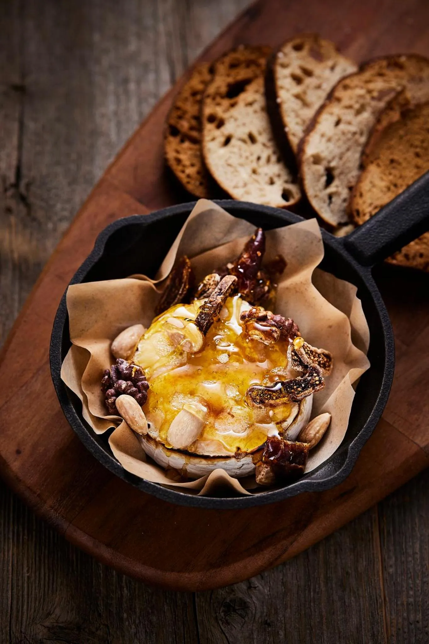 Restaurant/places to eat in Midgard Base Camp