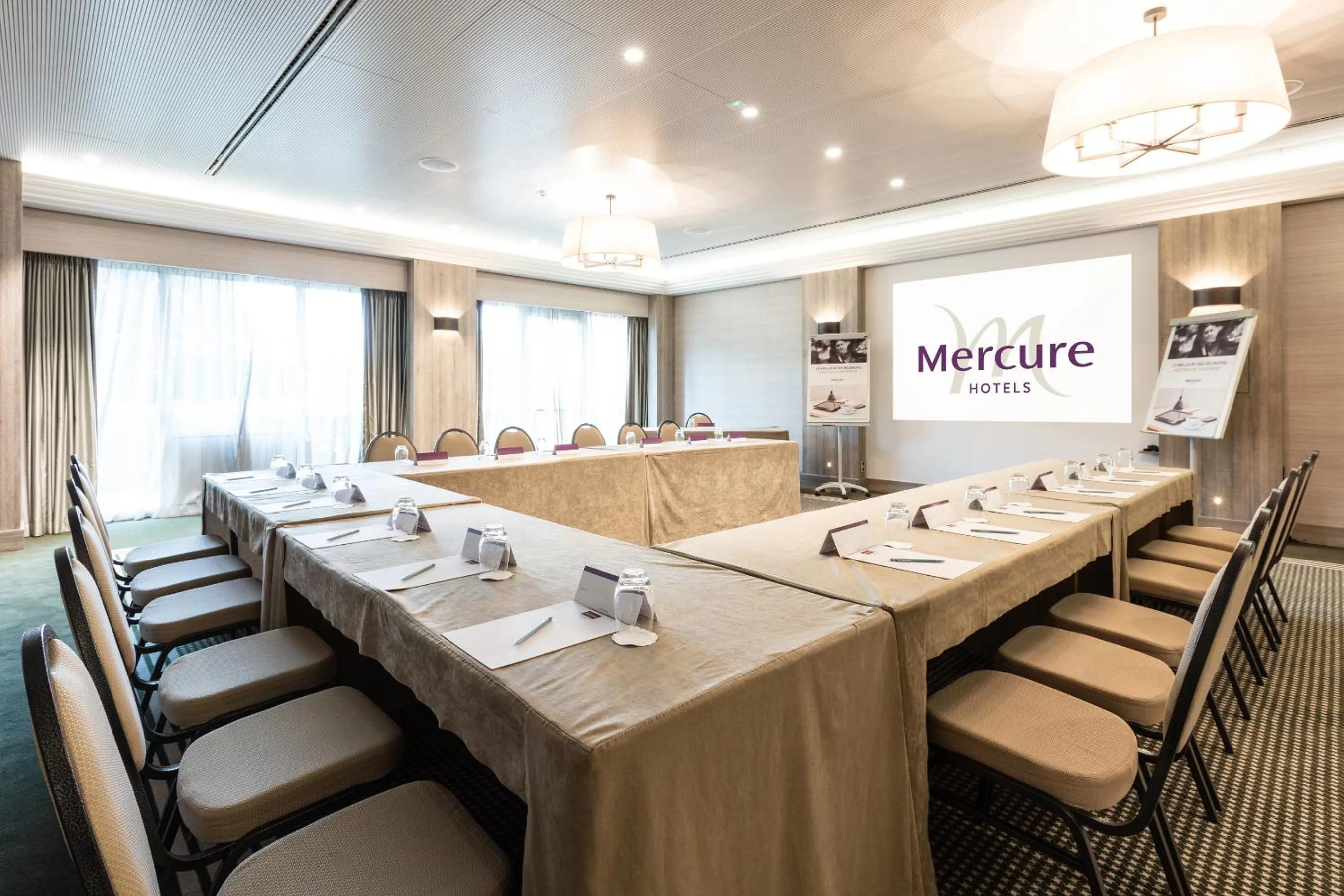 Meeting/conference room in Mercure Luxembourg Kikuoka Golf & Spa