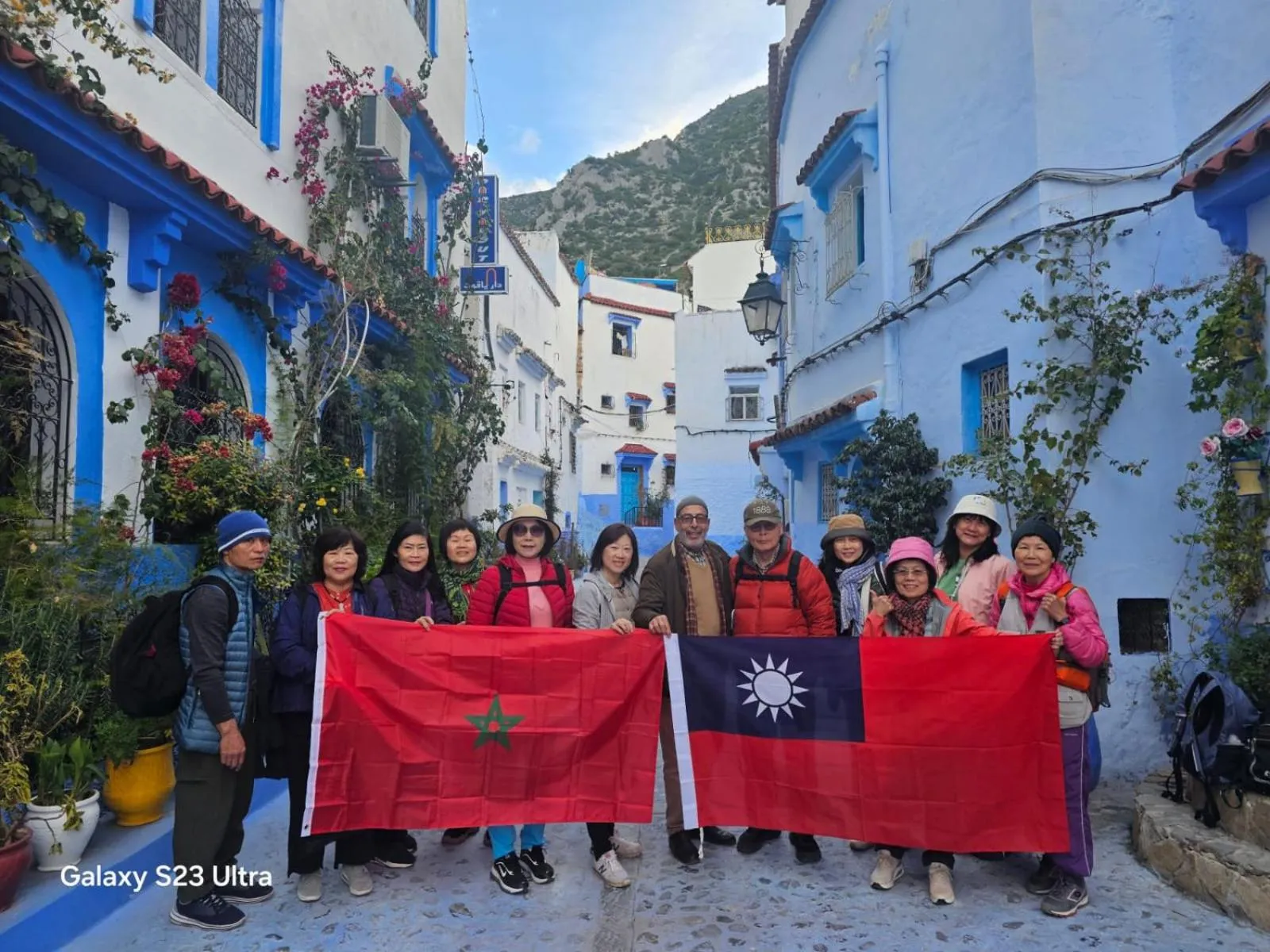 People in Dar Yakout