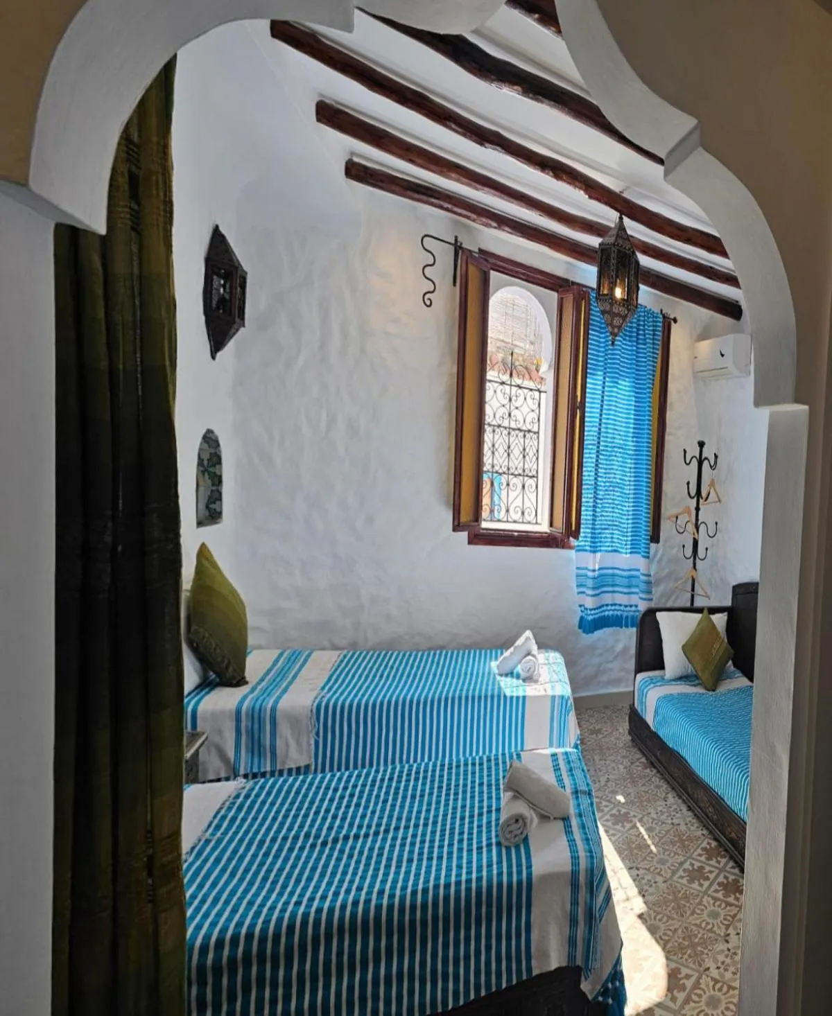 Photo of the whole room, Bed in Dar Yakout