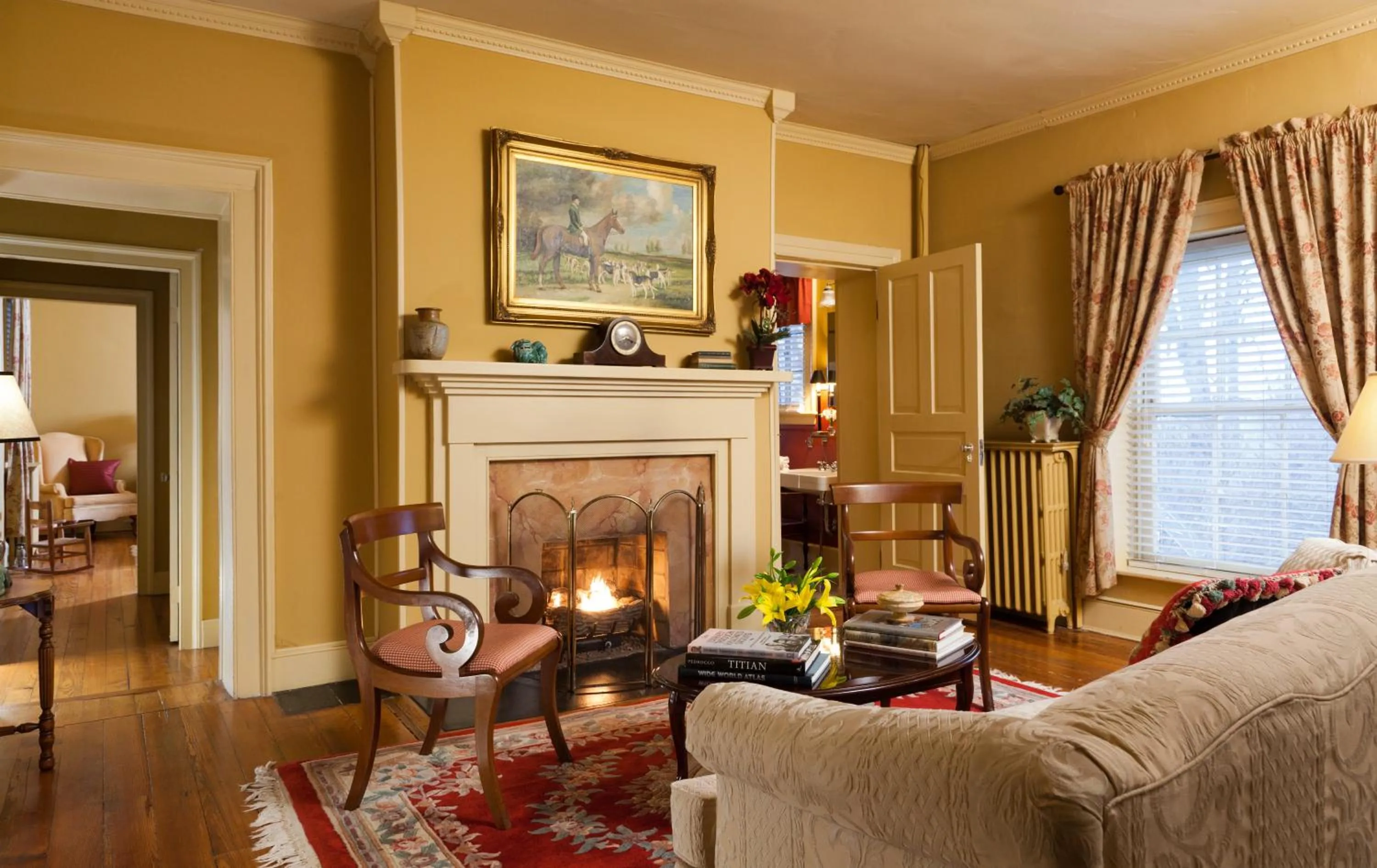 Living room in The Inn & Tavern at Meander