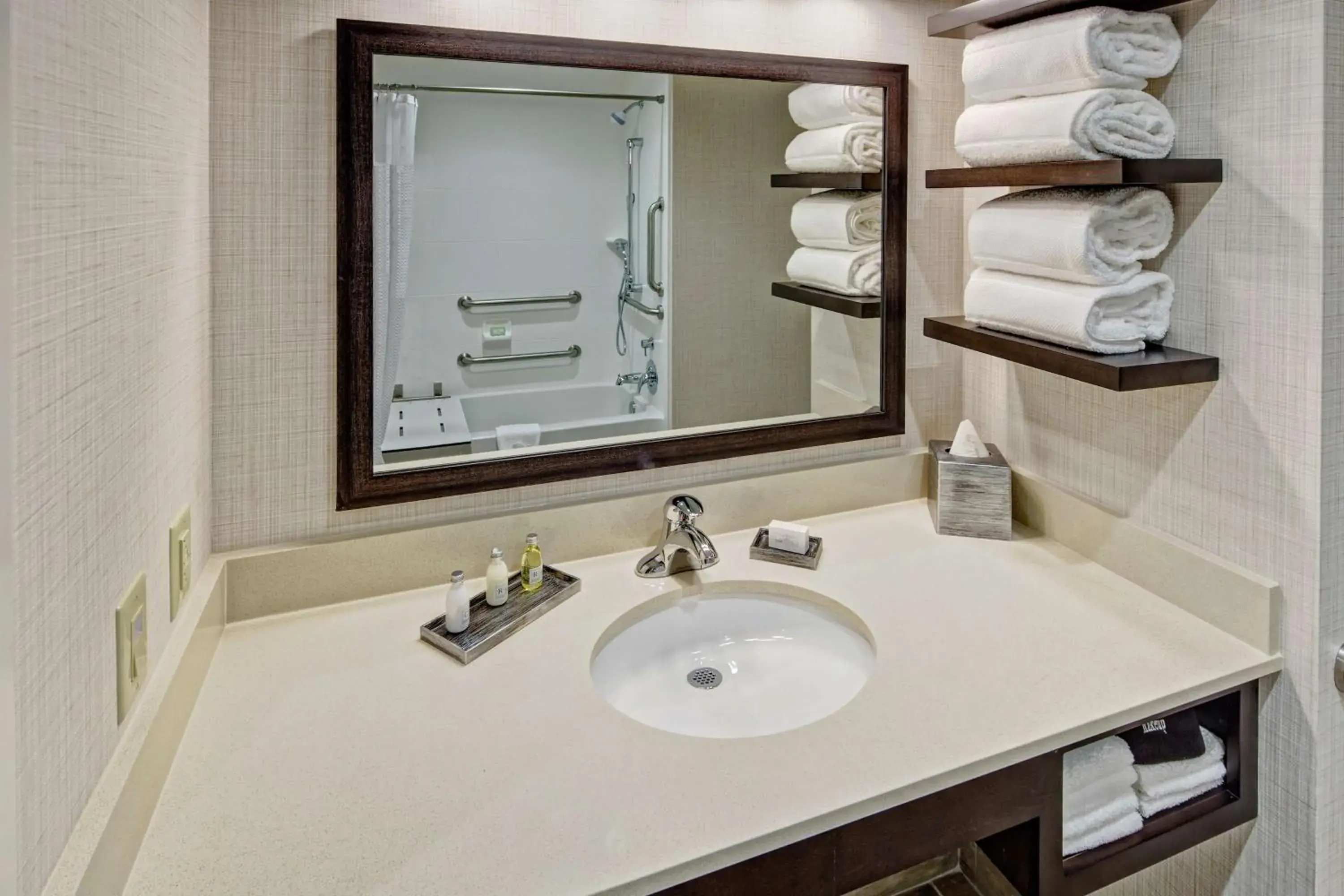 Double Room with Two Queen Beds and Bath Tub - Mobility and Hearing Access in Black Fox Lodge Pigeon Forge, Tapestry Collection by Hilton Double Room with Two Queen Beds and Bath Tub - Mobility and Hearing Access in Black Fox Lodge Pigeon Forge, Tapestry Collection by Hilton
