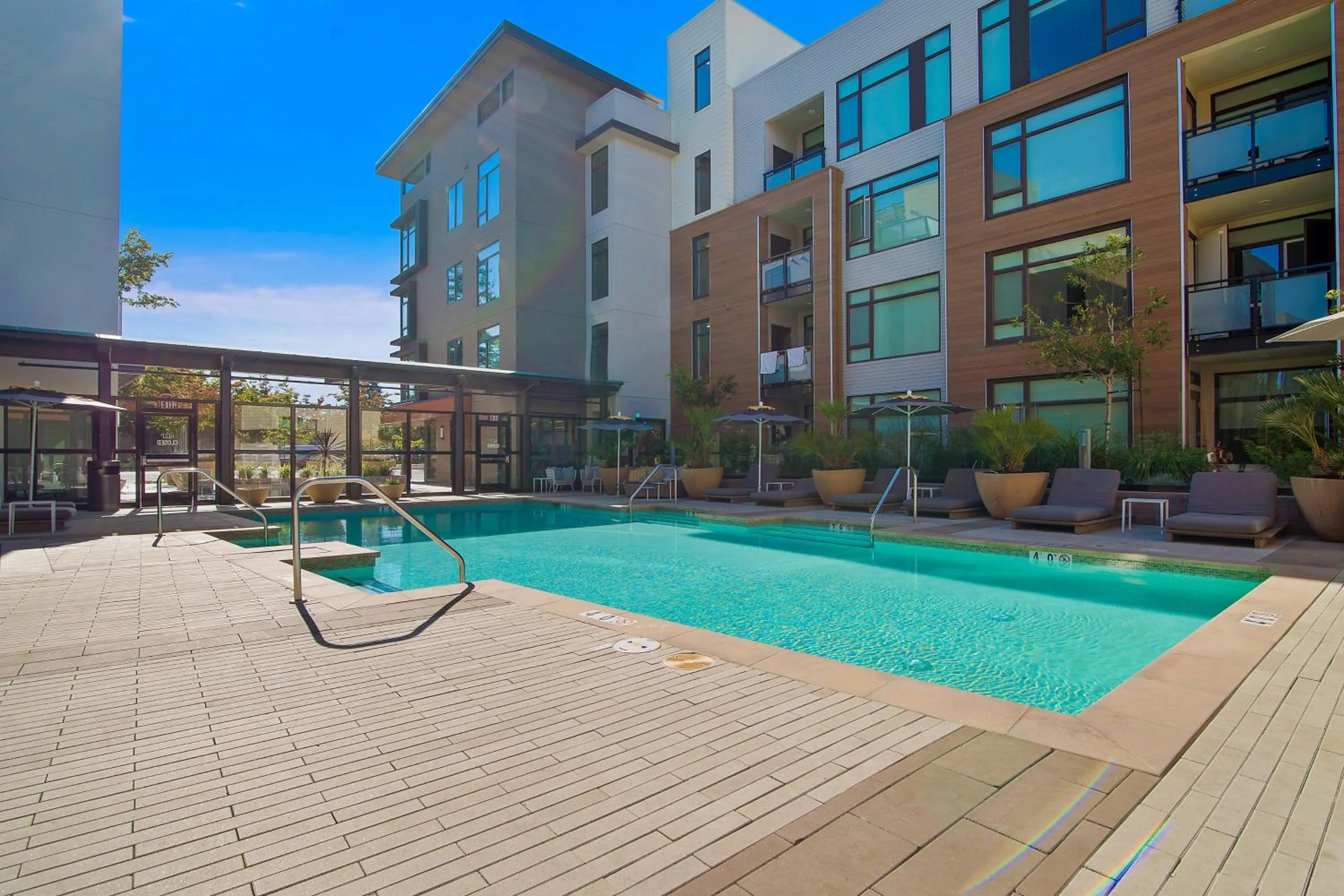 Global Luxury Suites at Downtown Mountain View