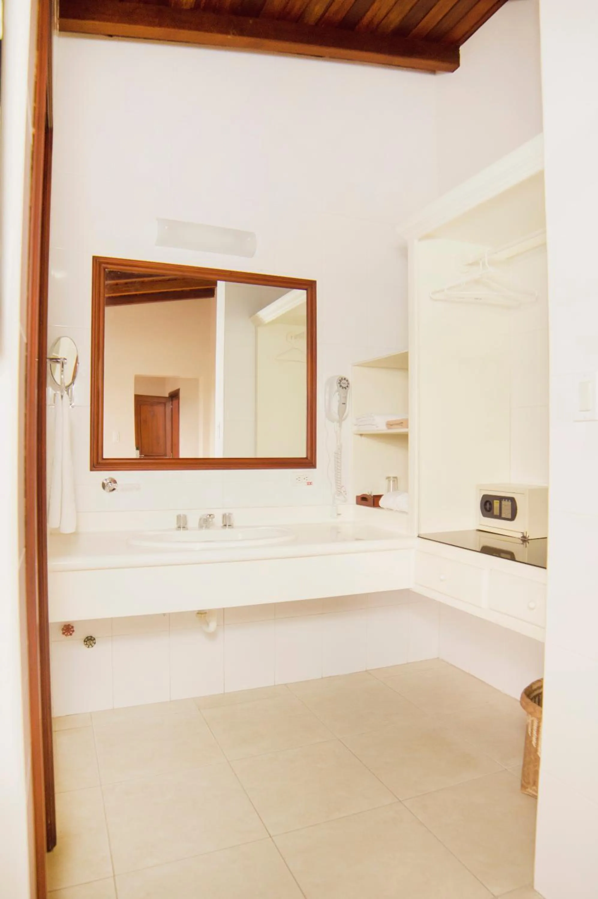 Bathroom in Gran Hotel De Lago - Lago Agrio