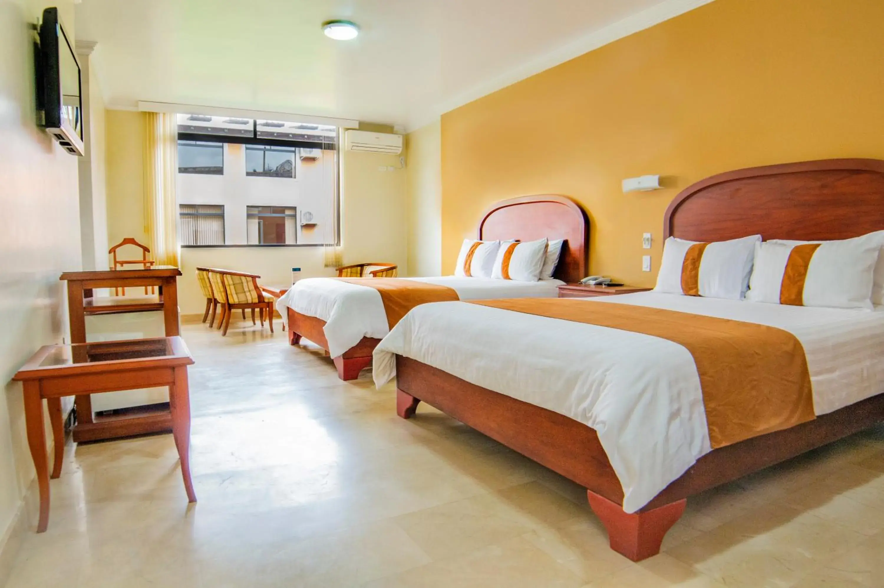 Deluxe Twin Room in Gran Hotel De Lago - Lago Agrio Deluxe Twin Room in Gran Hotel De Lago - Lago Agrio