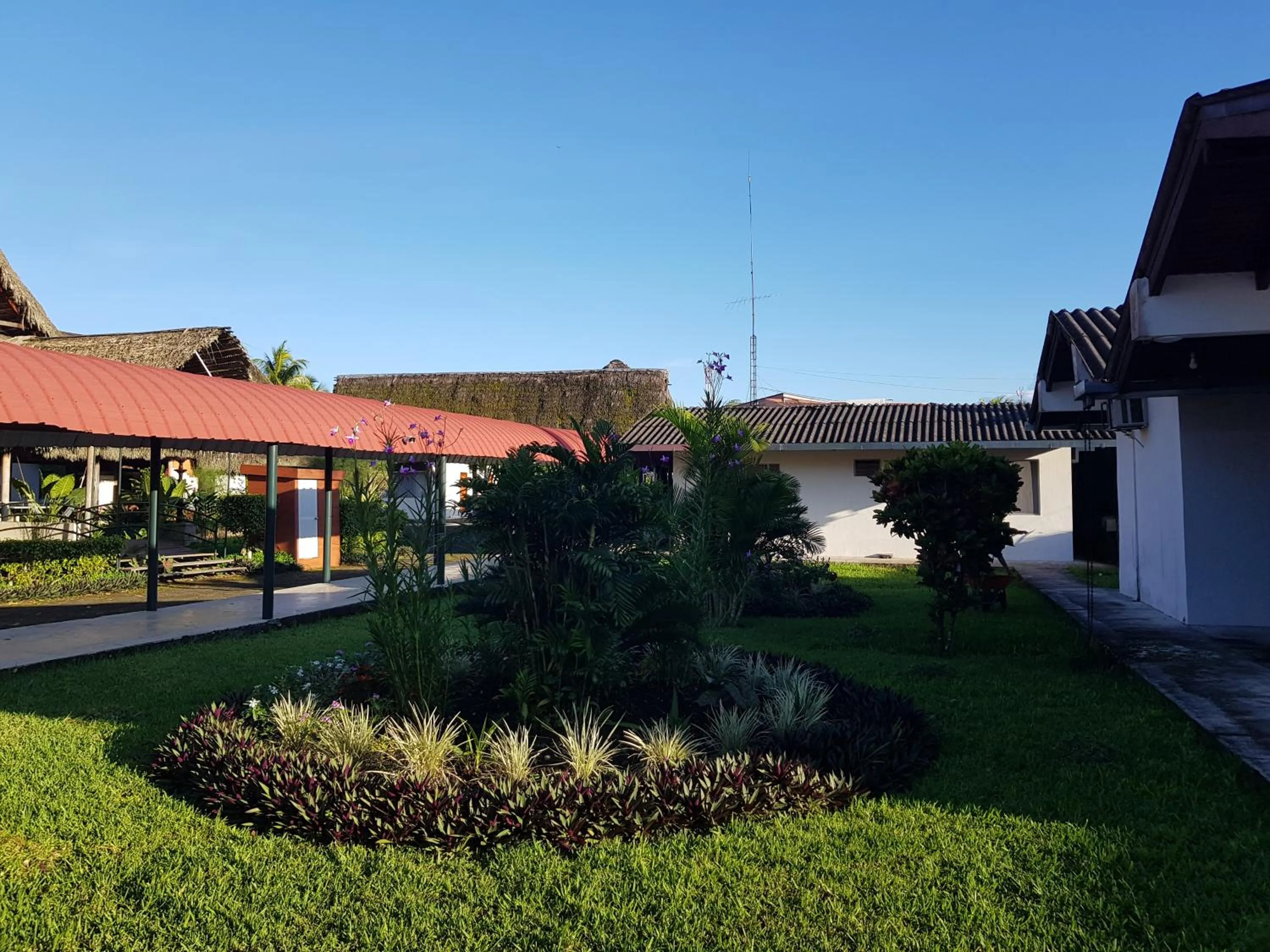 Garden in Gran Hotel De Lago - Lago Agrio