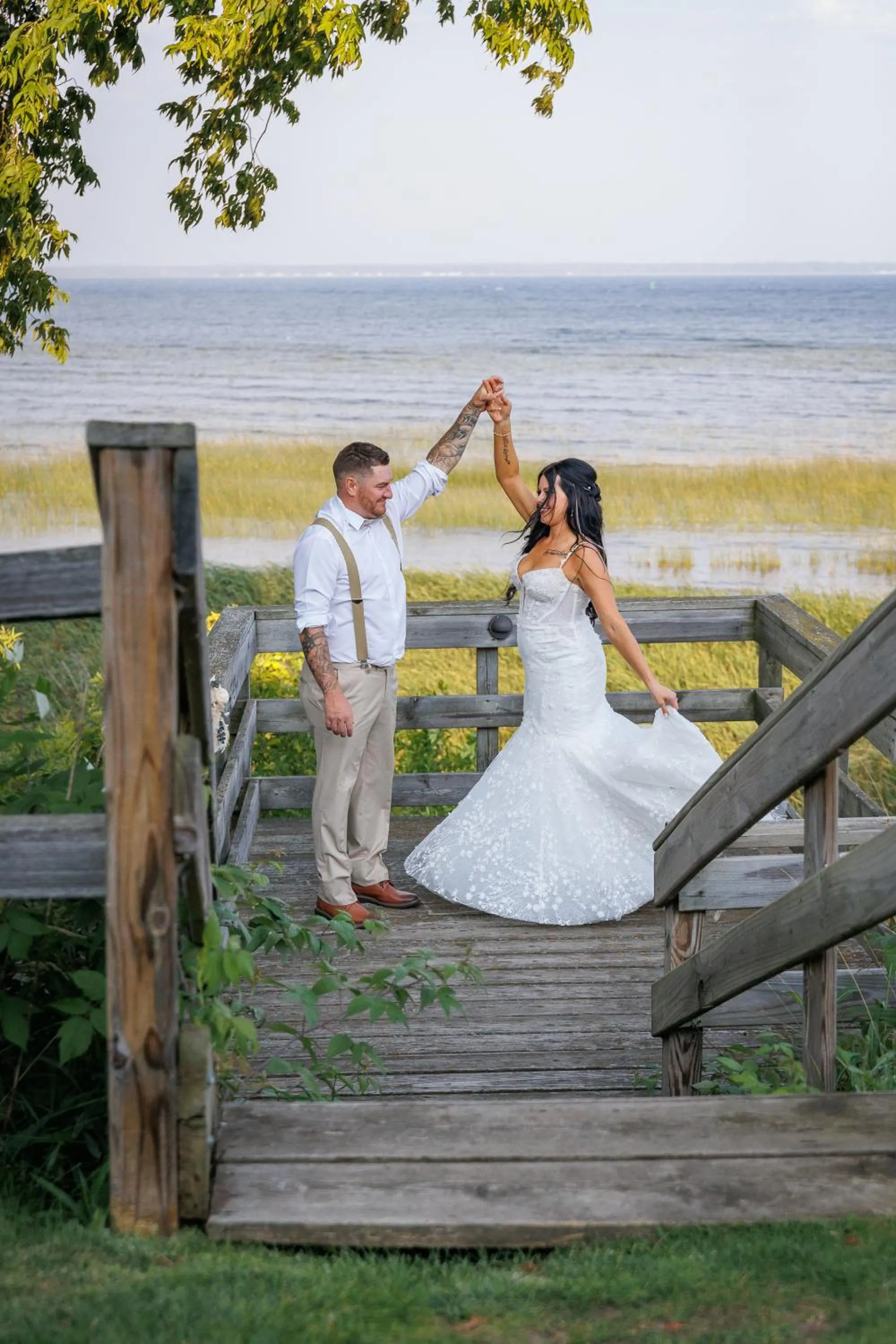wedding in Terrace Bay Hotel - Lakefront