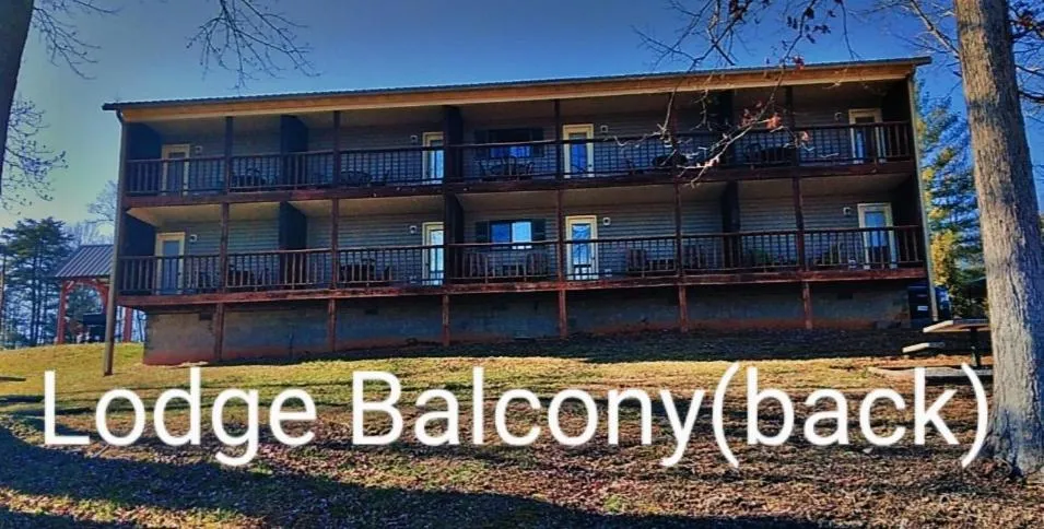 Property building in Timber Pointe Resort