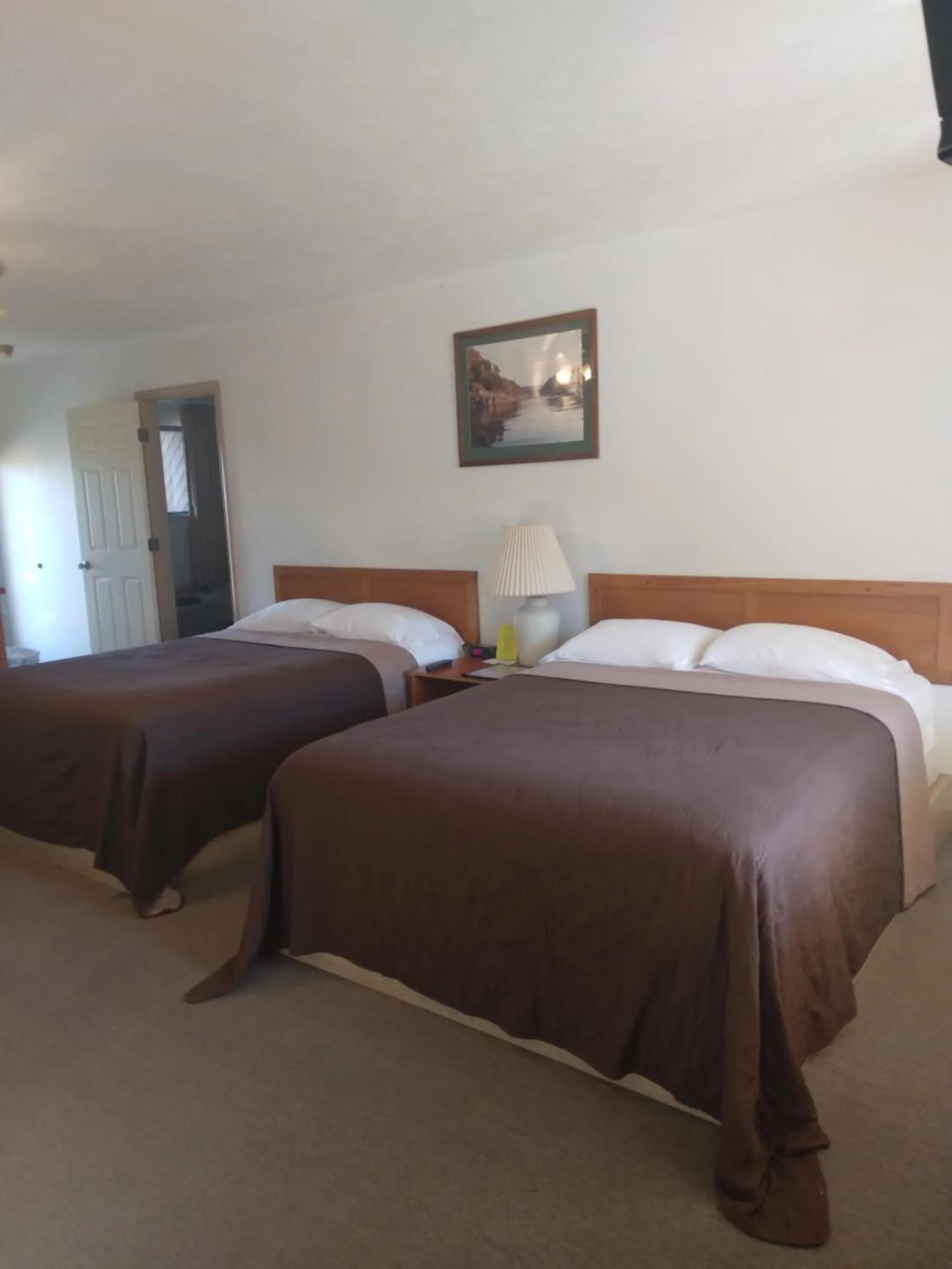 Restaurant/places to eat in Timber Pointe Resort