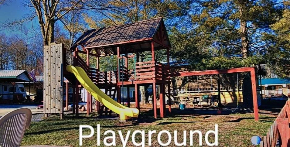 Restaurant/places to eat in Timber Pointe Resort