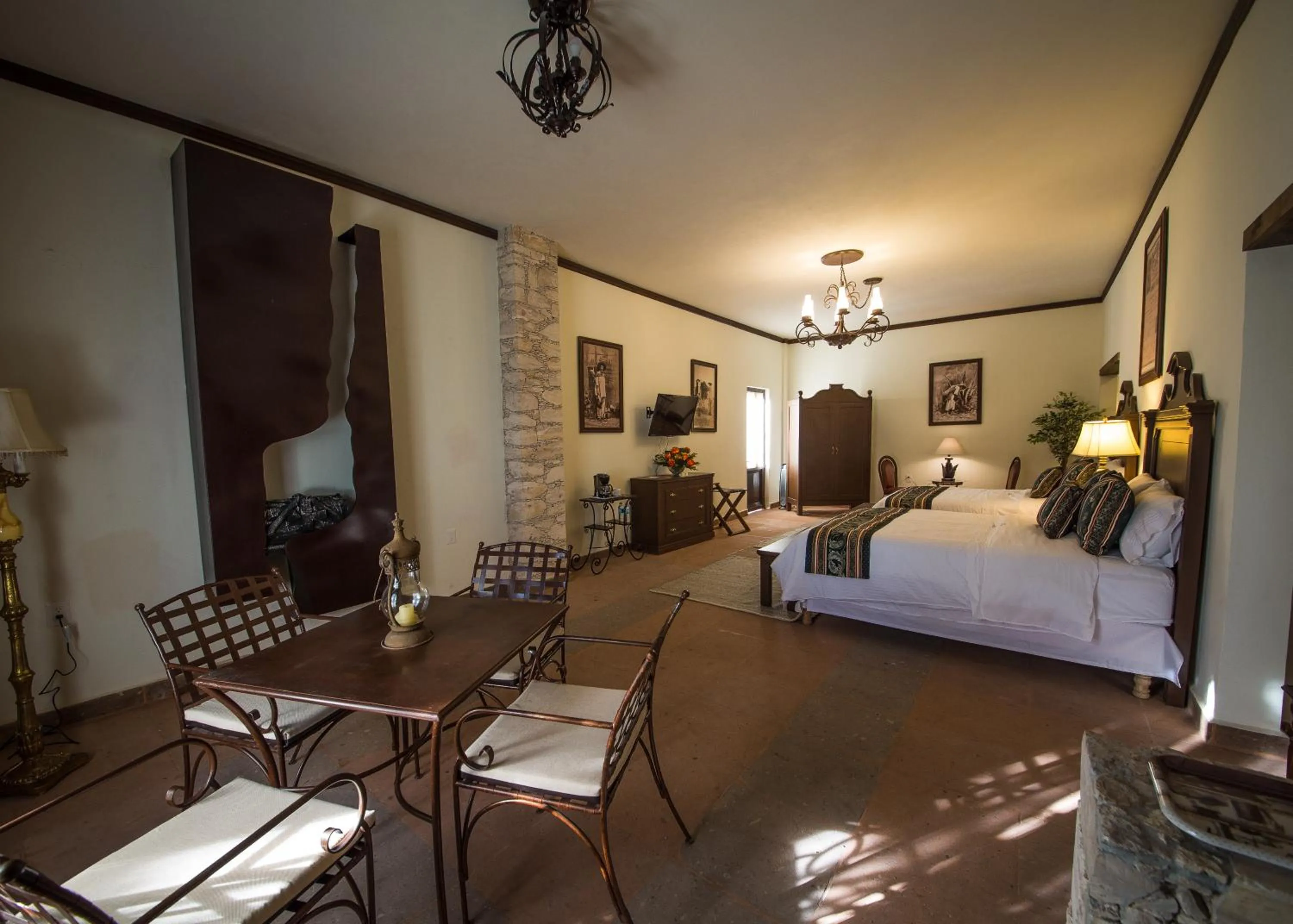 Other, Bed in La Casona Minera